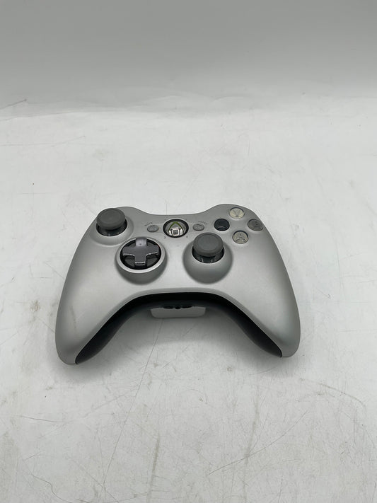 Microsoft Xbox 360 Wired Controller w/o Batteries - Silver
