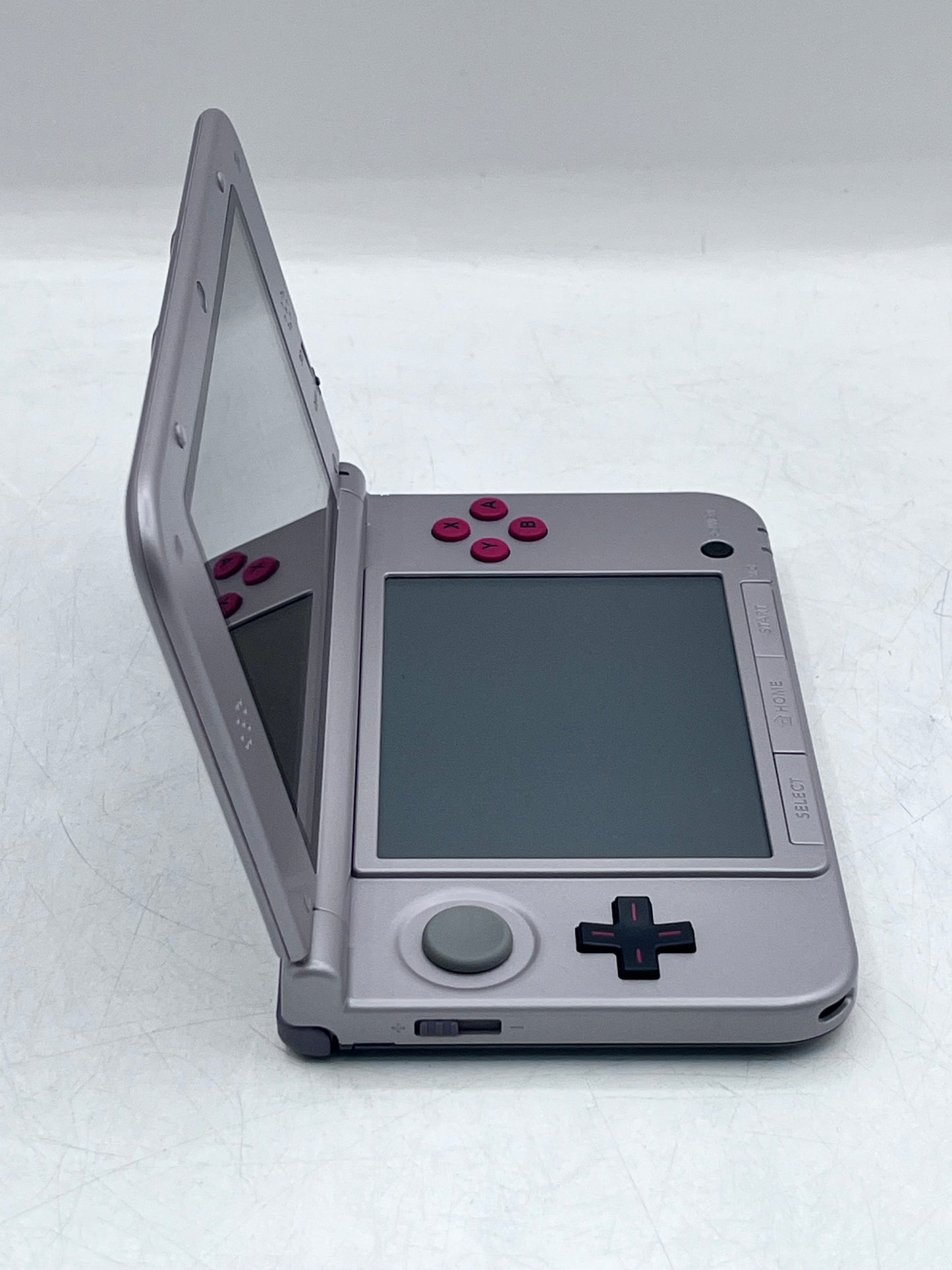 NINTENDO 3DS XL RETRO NES EDITION HANDHELD CONSOLE (SPR-001)