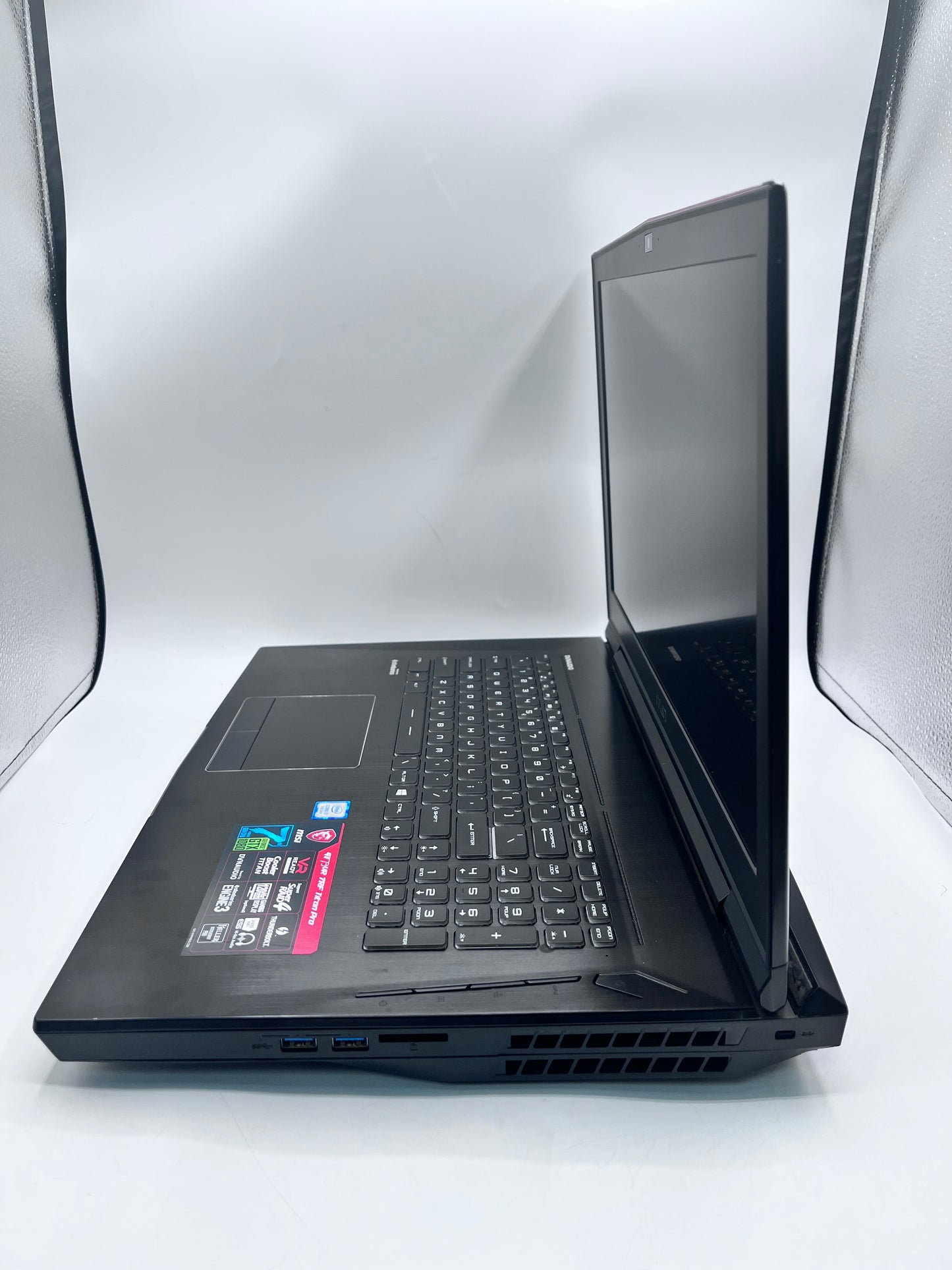 Untested MSI GT73VR 17-inch Core i7 16GB GTX 1080 Black