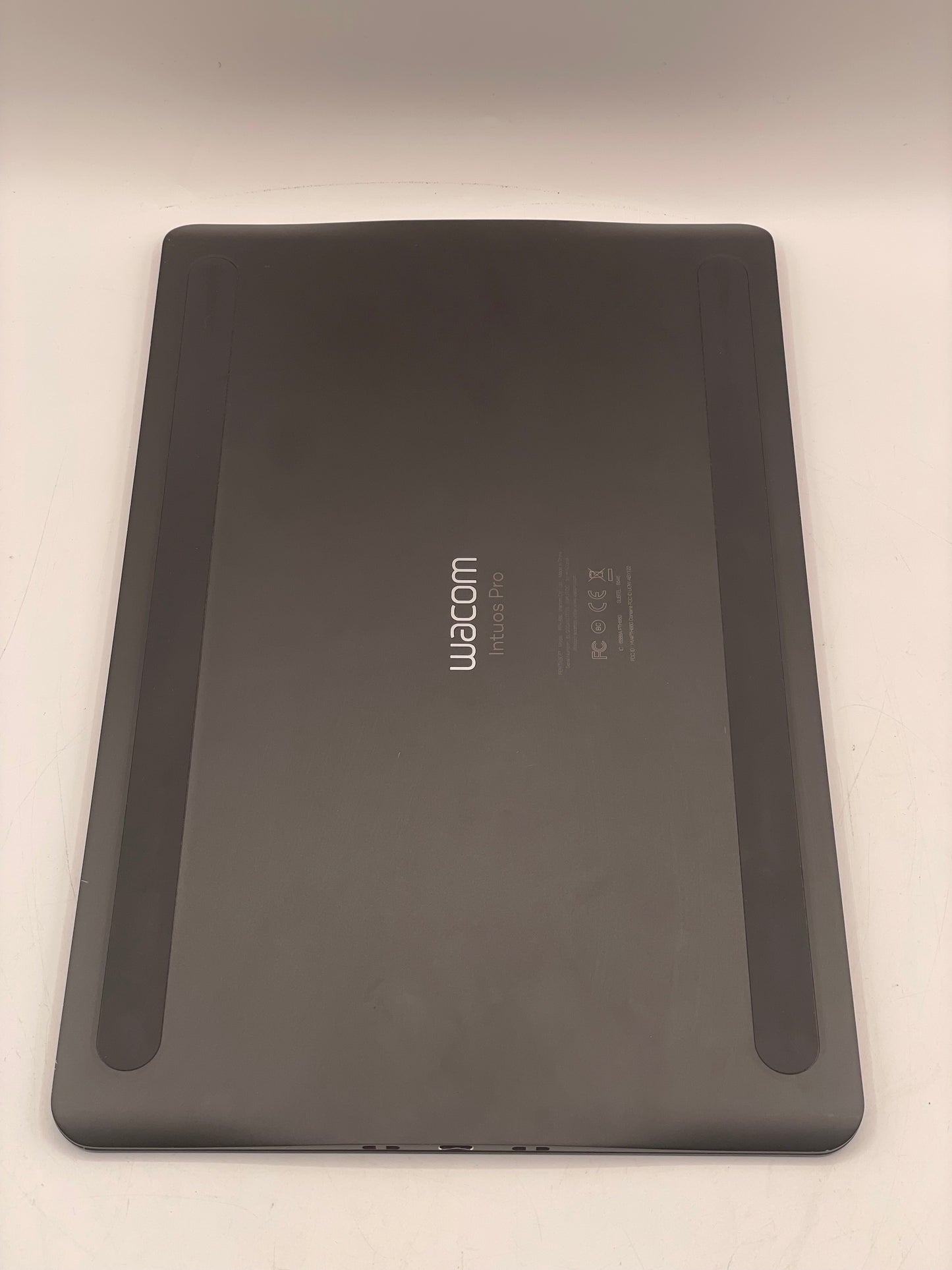 Wacom Intuos Pro Large Creative Pen Graphic Tablet - PTH860