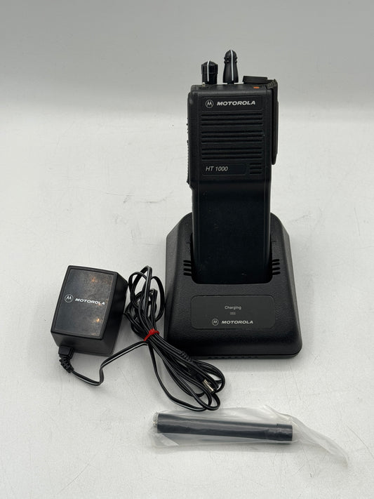 Motorola HT1000 UHF 16 Channel (403-470) Mhz 4 Watt Radio H01RDC9AA3DN, Black (FREE SHIPPPING)