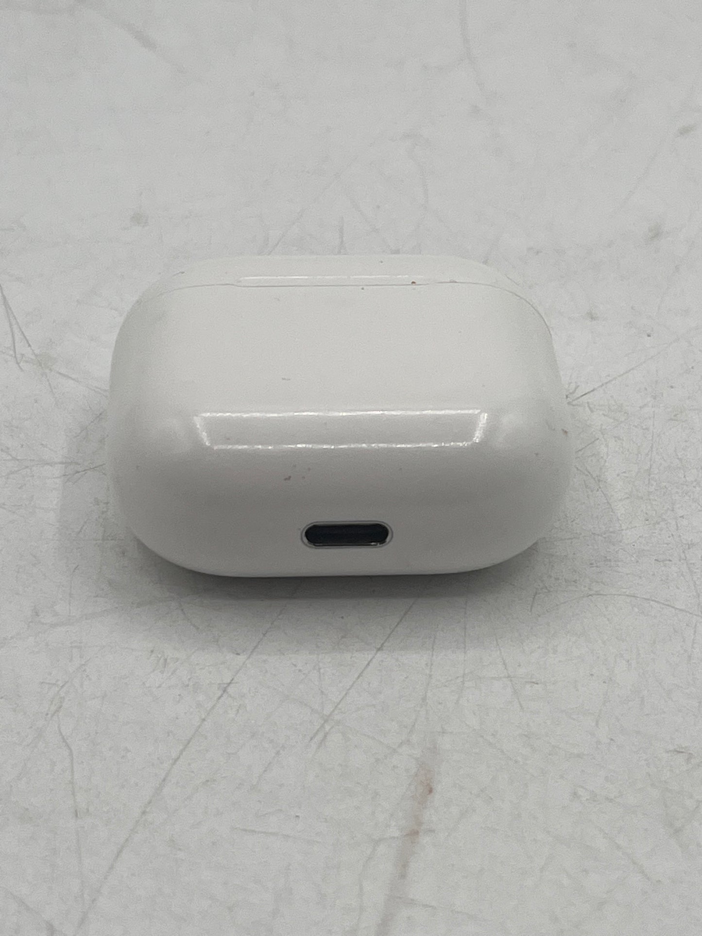 Apple AirPods 4th Gen Complete Set A3058 A3050 A3053 White