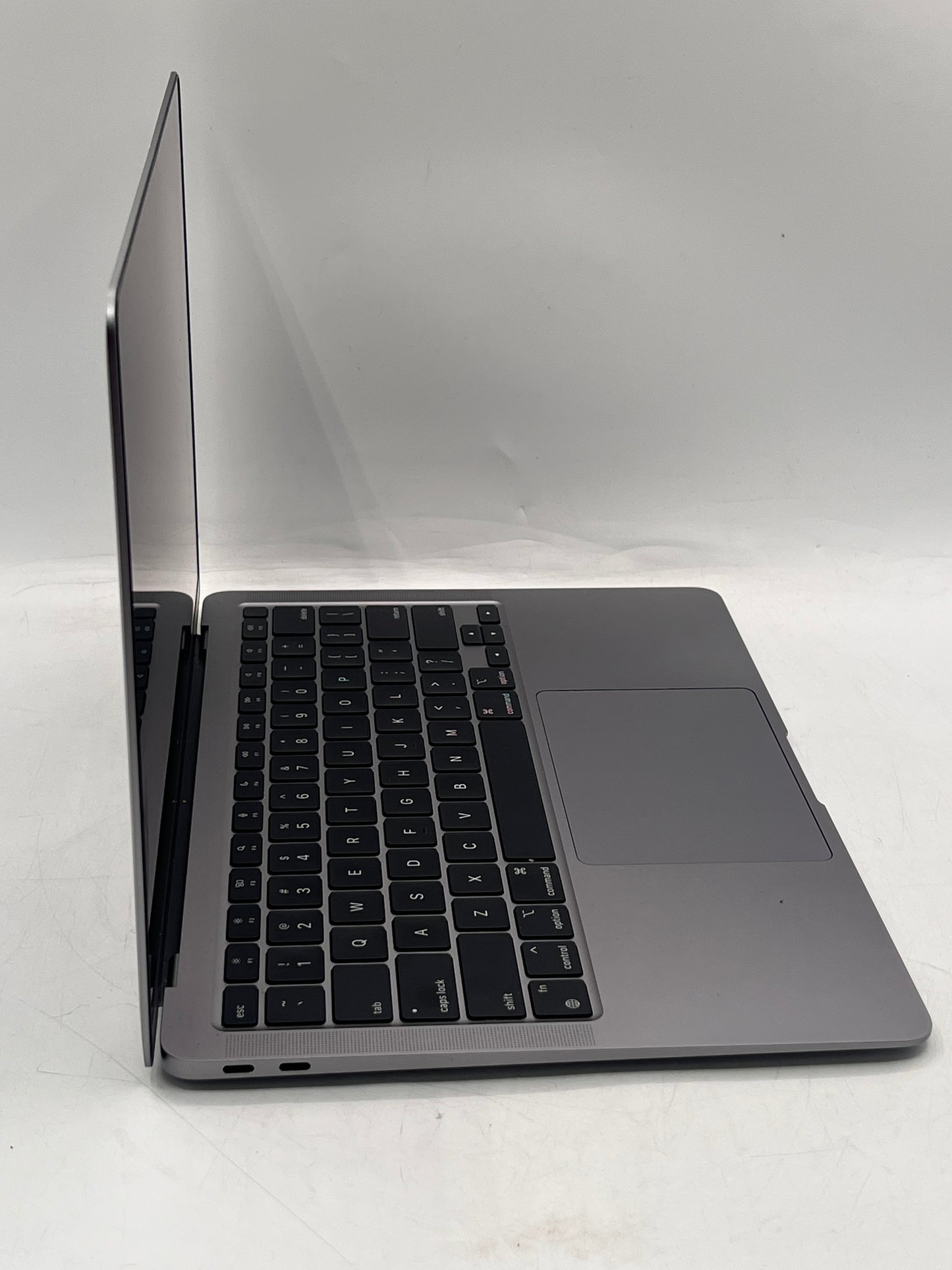 2020 Apple MacBook Air 13' M1 8GB 256GB A2337 MGN63LL/A Space Gray 149 Cycle Count