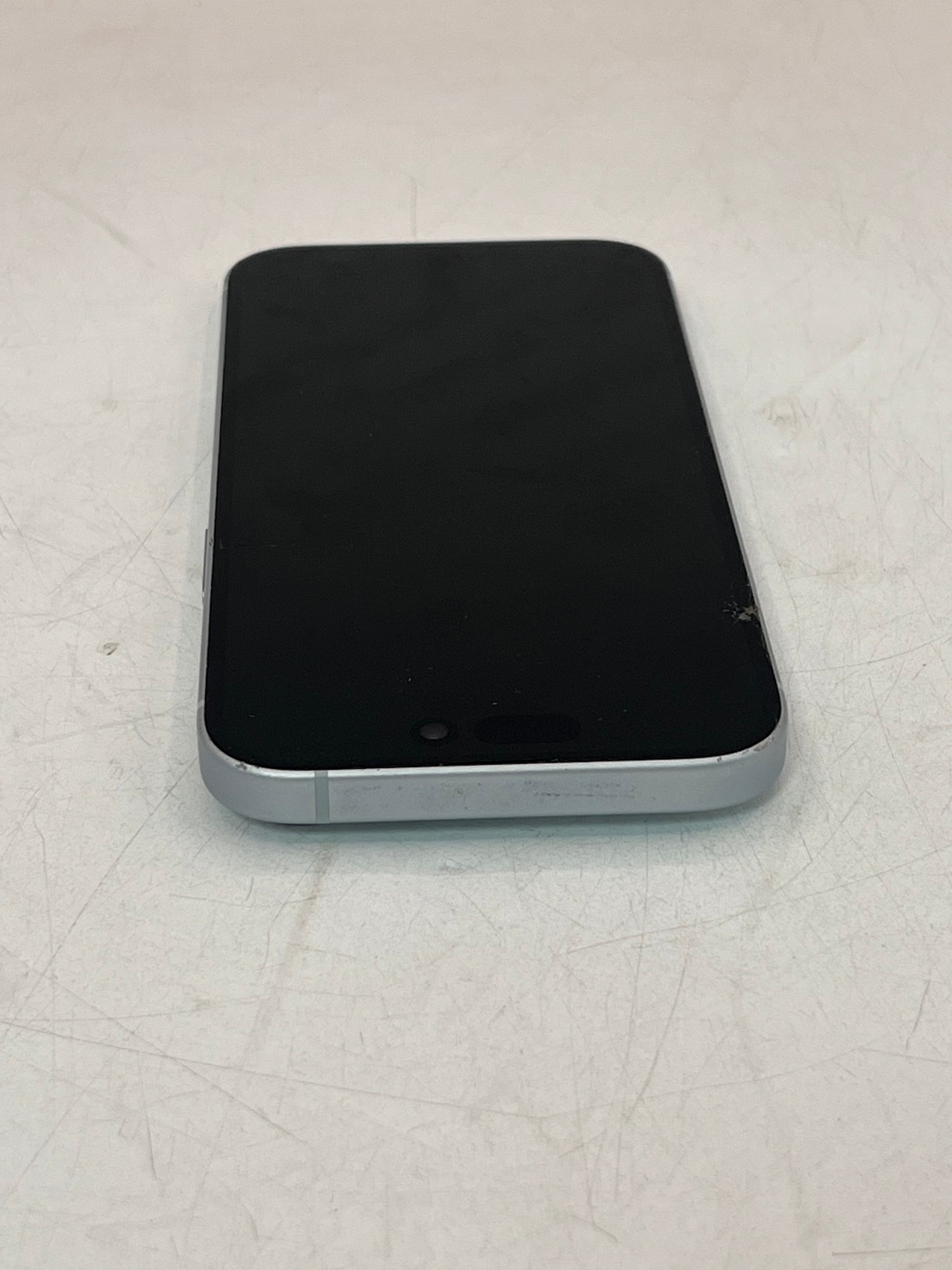 Unlocked Apple iPhone 15 128GB MTLY3LL/A A2846 White READ