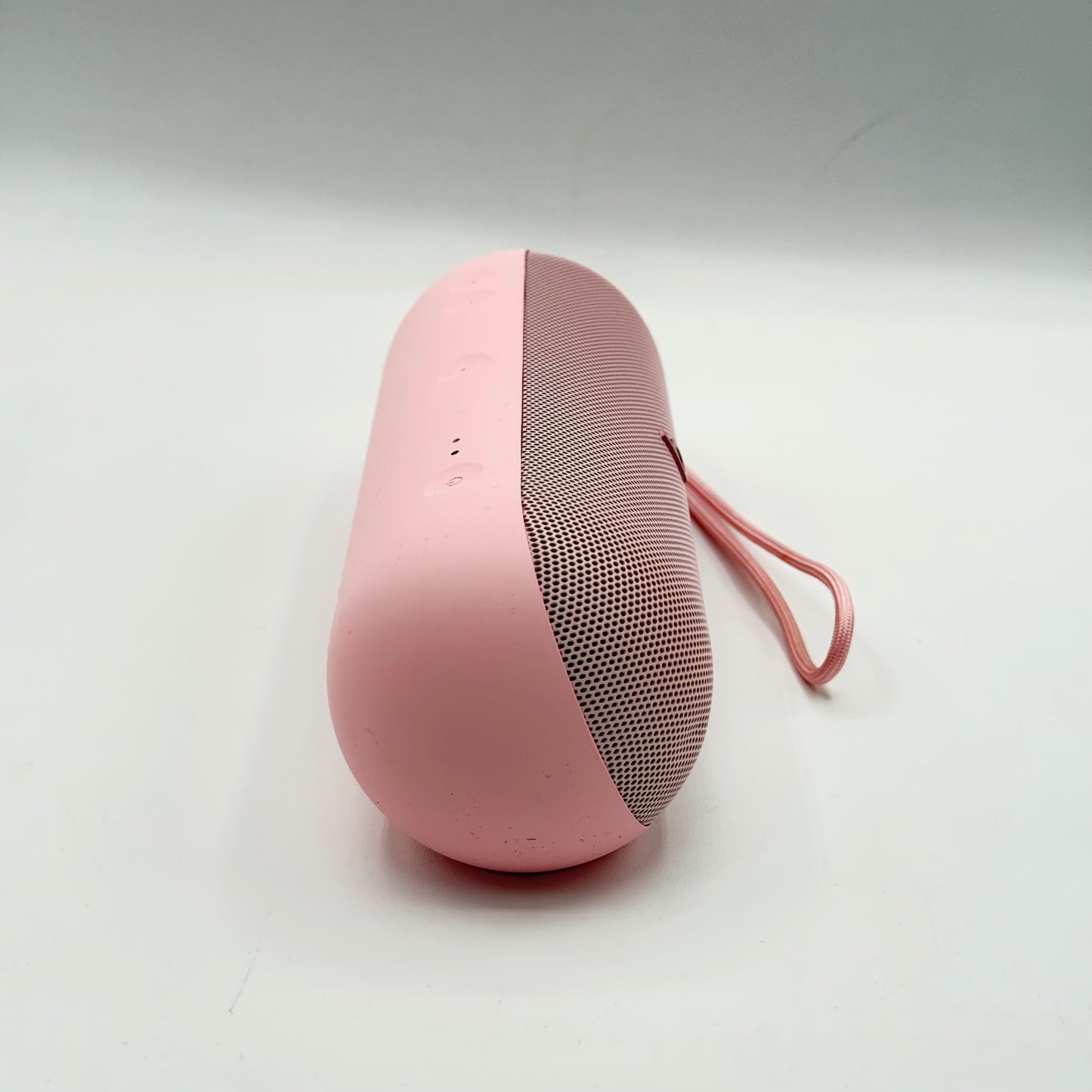 Beats Pill Bluetooth Speaker A3211 Pink Excellent Condition