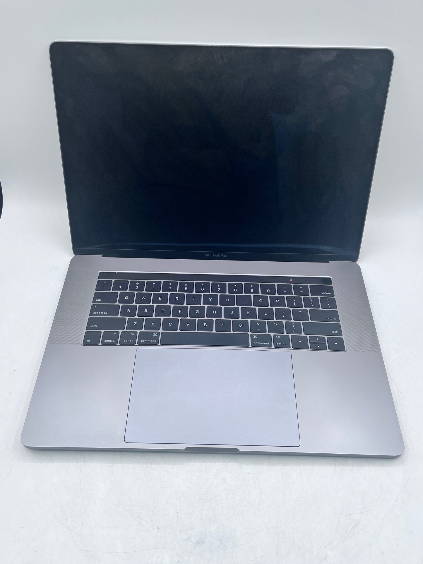 Apple MacBook Pro 15" A1707 (2017) - i7 16GB RAM 256GB SSD Space Gray Bloated Battery