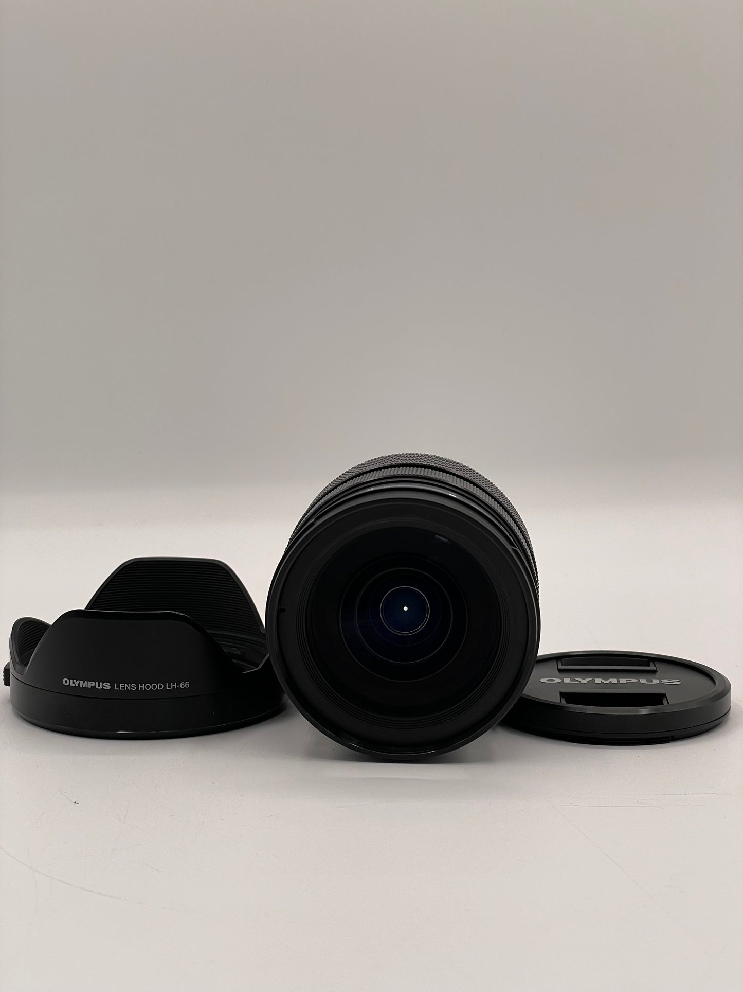 Olympus M.ZUIKO DIGITAL 12-40mm f/2.8 PRO Great Condition