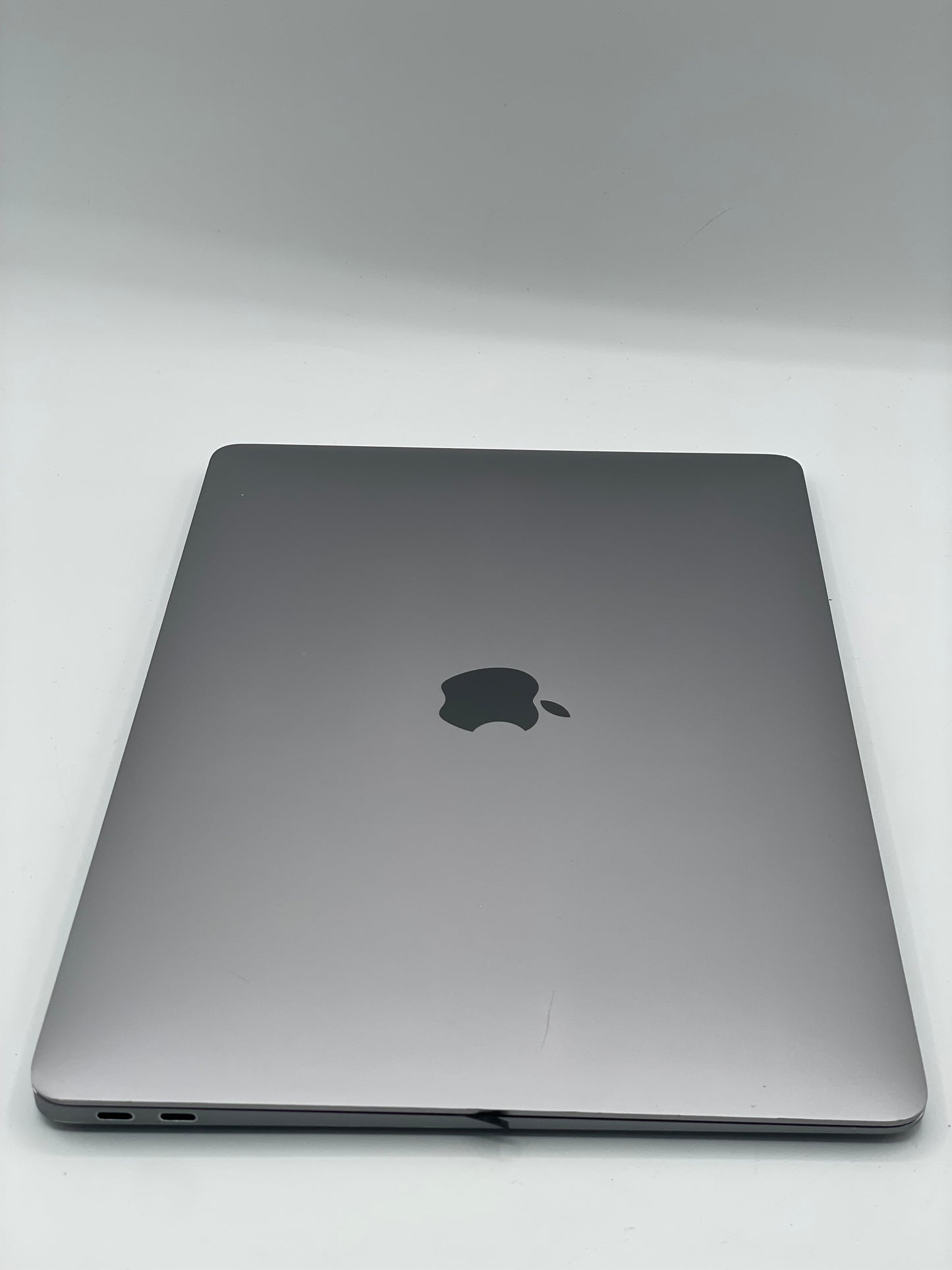 2019 Apple Macbook Air 13' i5 8GB 128GB A1932 MVFH2LL/A Space Gray READ
