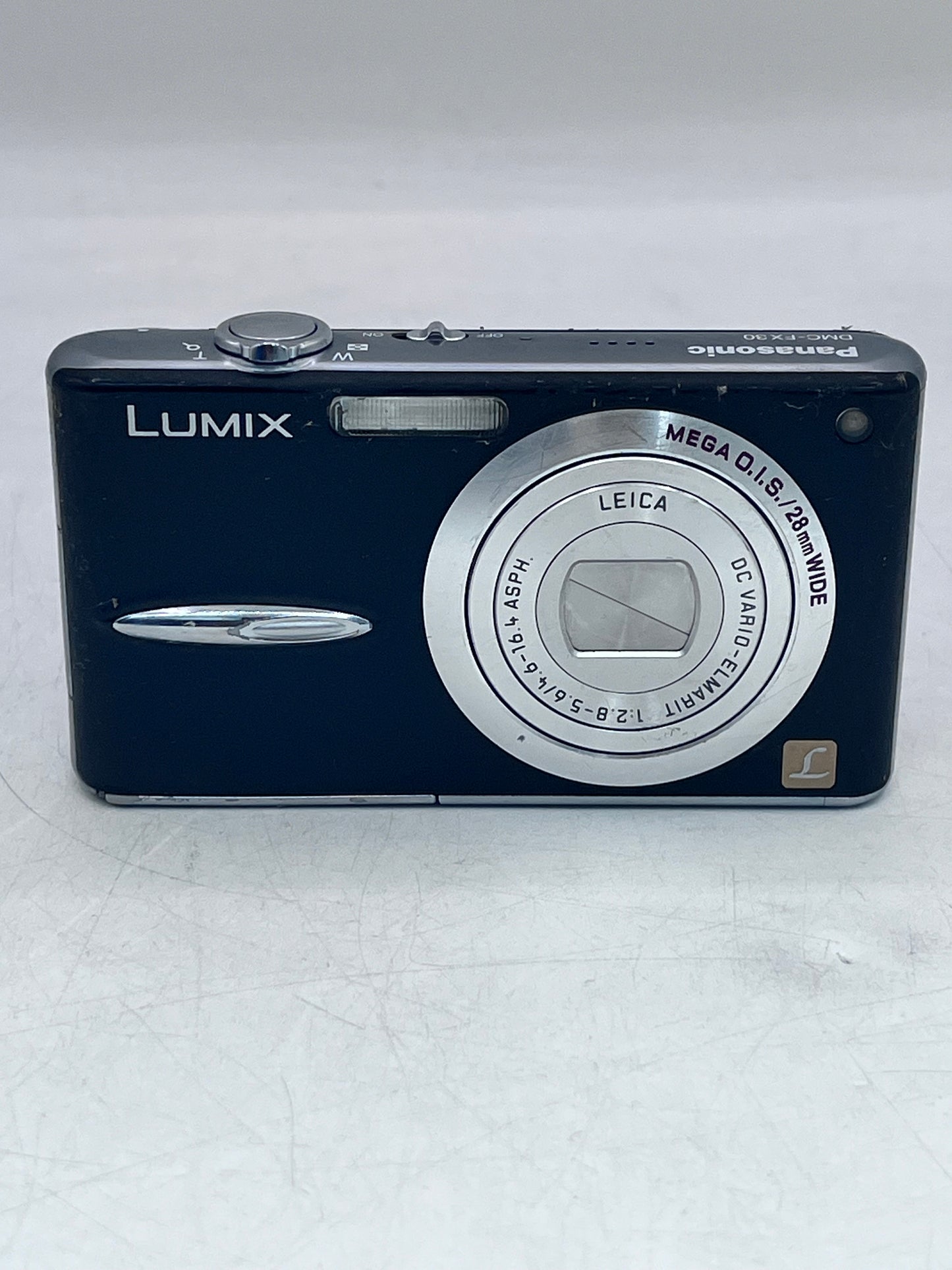 Panasonic LUMIX DMC-FX30 7.2MP Digital Camera - Silver