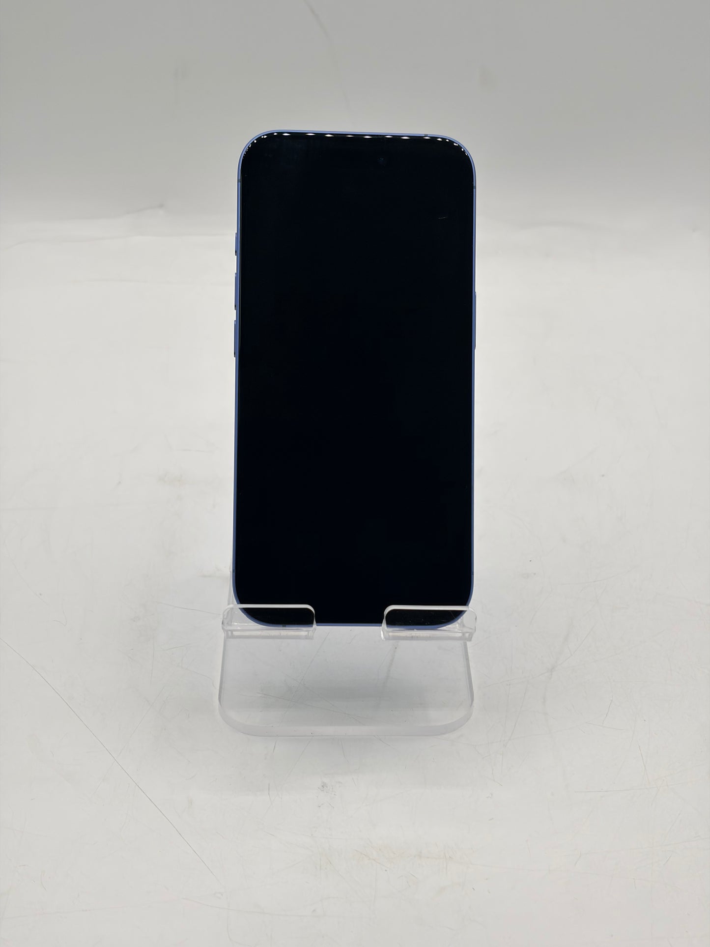 Unlocked Apple iPhone 16 128GB A3081 MYAT3LL/A - Blue 97% Battery CRACKED BACK