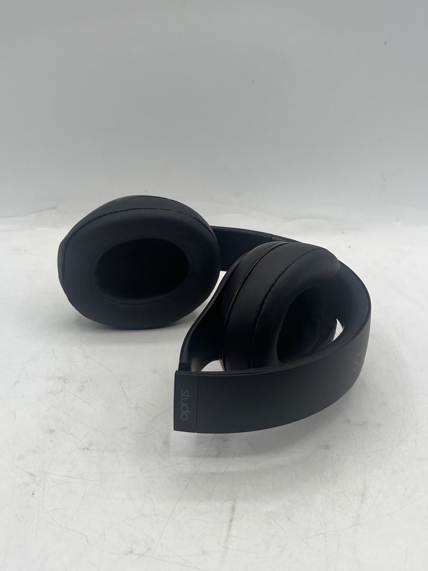 Beats Studio 3 Wireless Headphones B0501 - Black