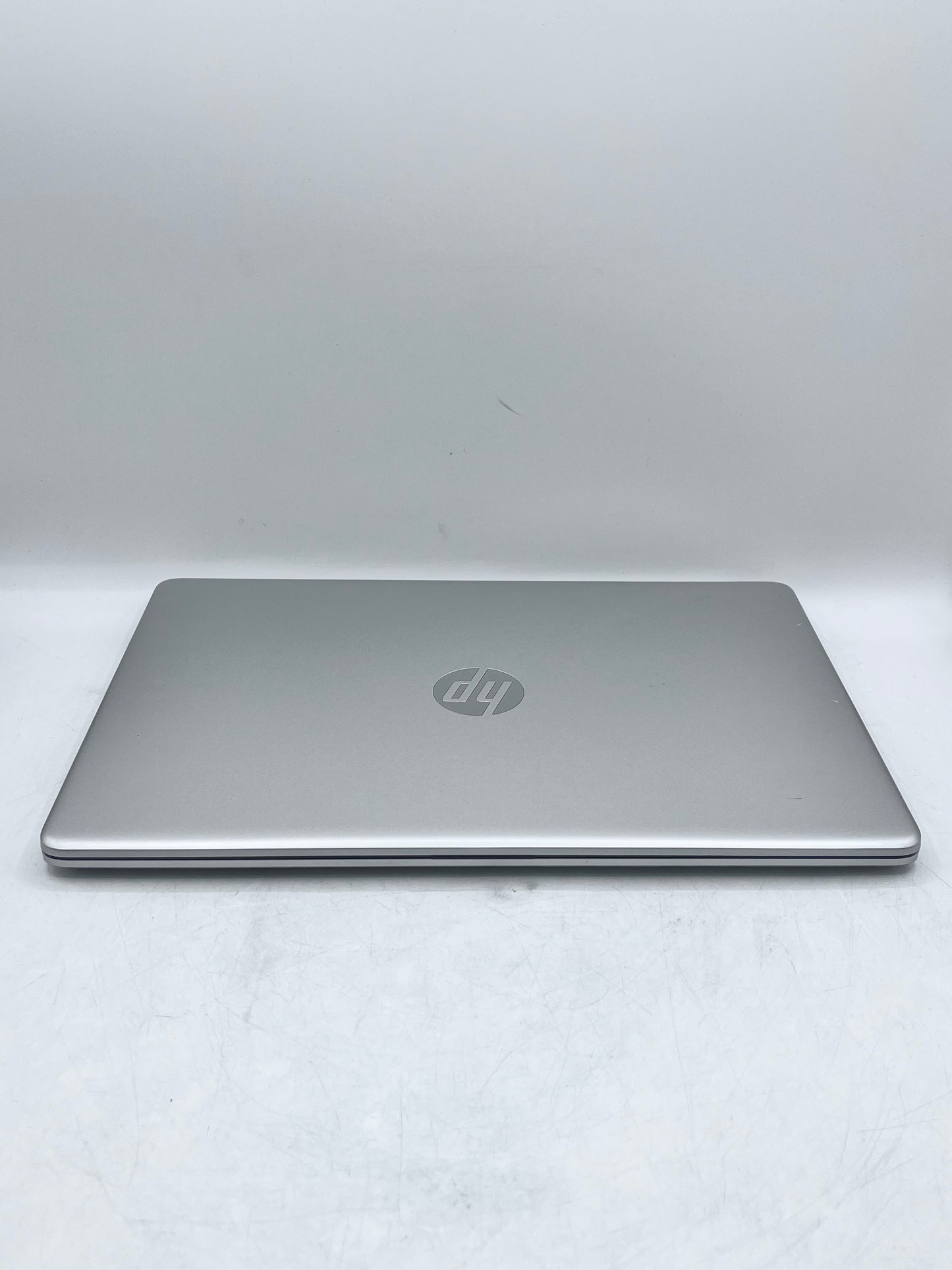 HP 15-DY2702DX Laptop Intel Core i3  256 GB  8GB RAM - Silver