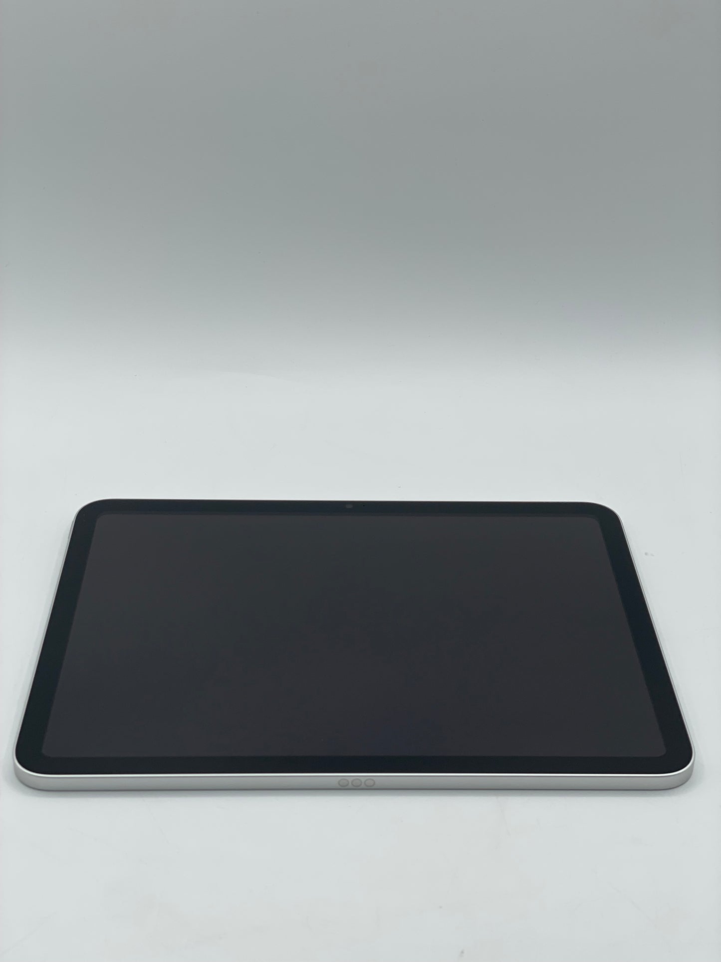 Wi-Fi Only Apple iPad 10th Gen 64GB A2696 MPQ03LL/A - Silver