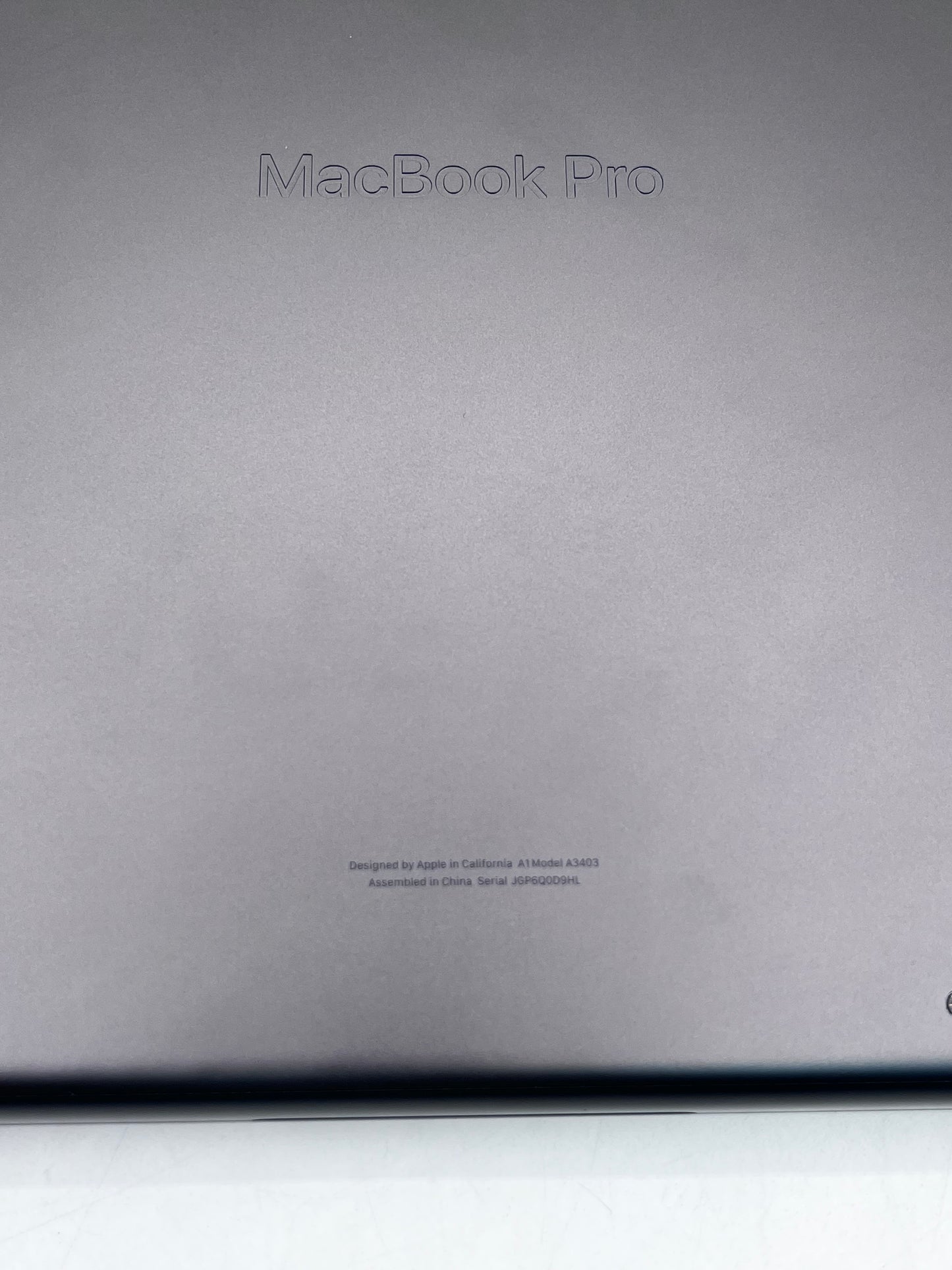 Apple MacBook Pro 16" M4 Pro 24GB 512GB A3403 MX2X3LL/A LOW CYCLE COUNT - Space Gray