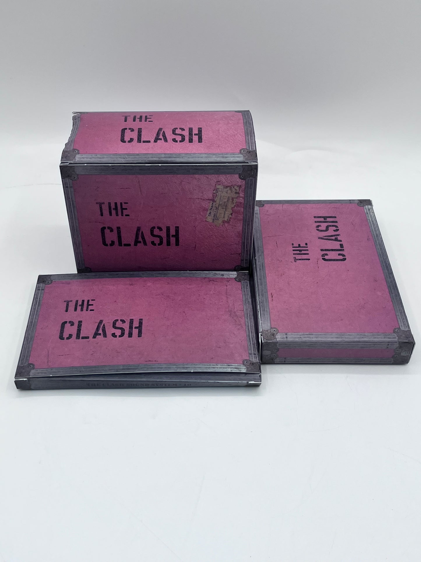The Clash Sound System (11 CD & 1 DVD & MEMORABILIA BOX SET)