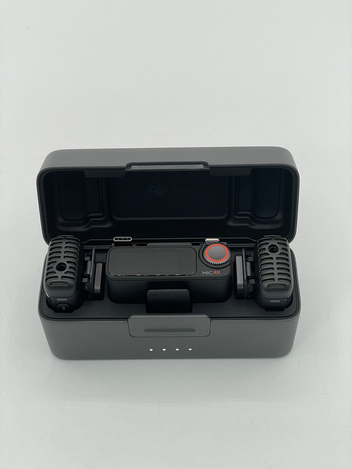 DJI Mic 2 Combo (2x Shadow Black Transmitter, 1x Receiver & Charging Case)