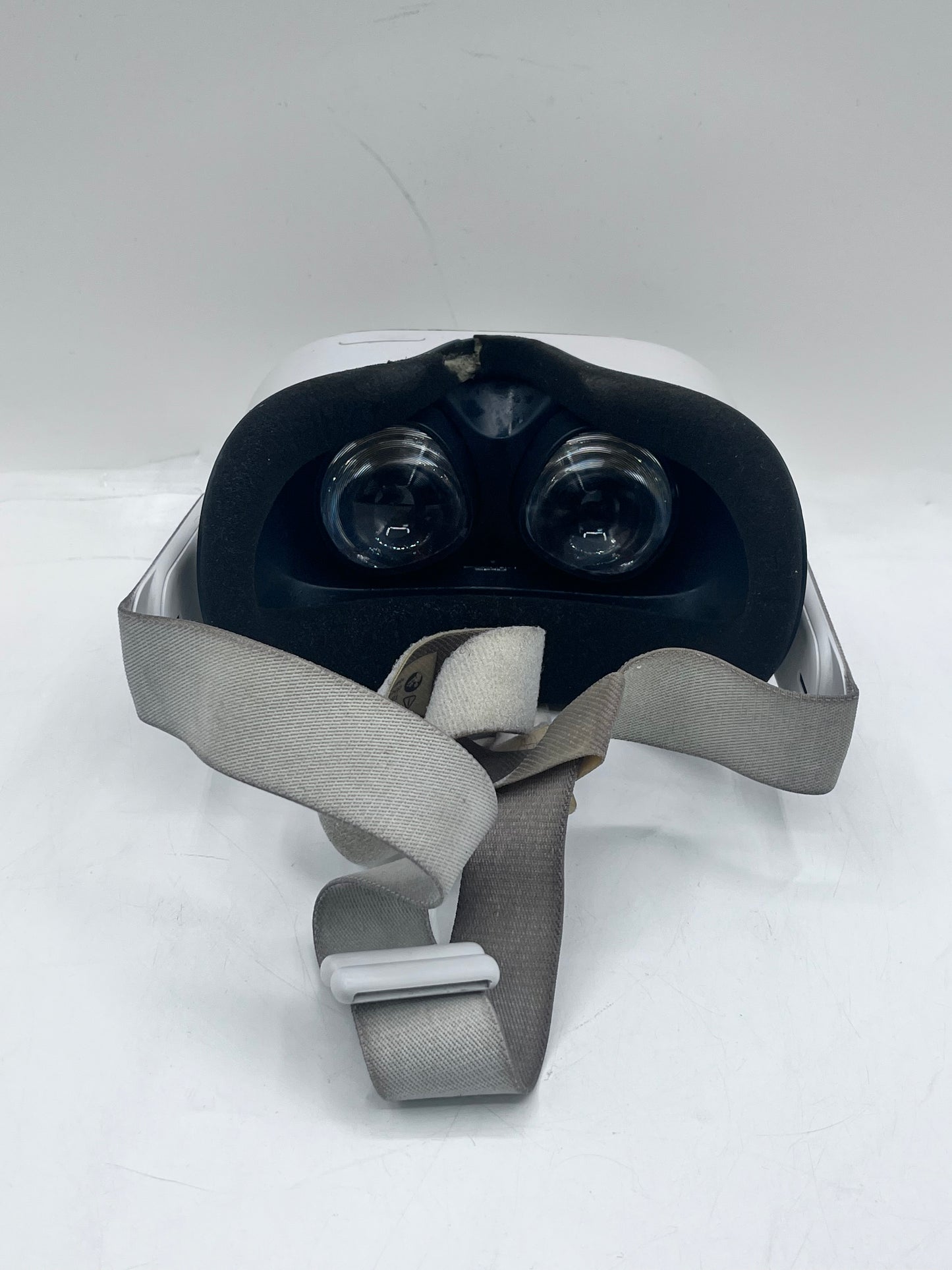 Meta Quest 2 VR Headset White