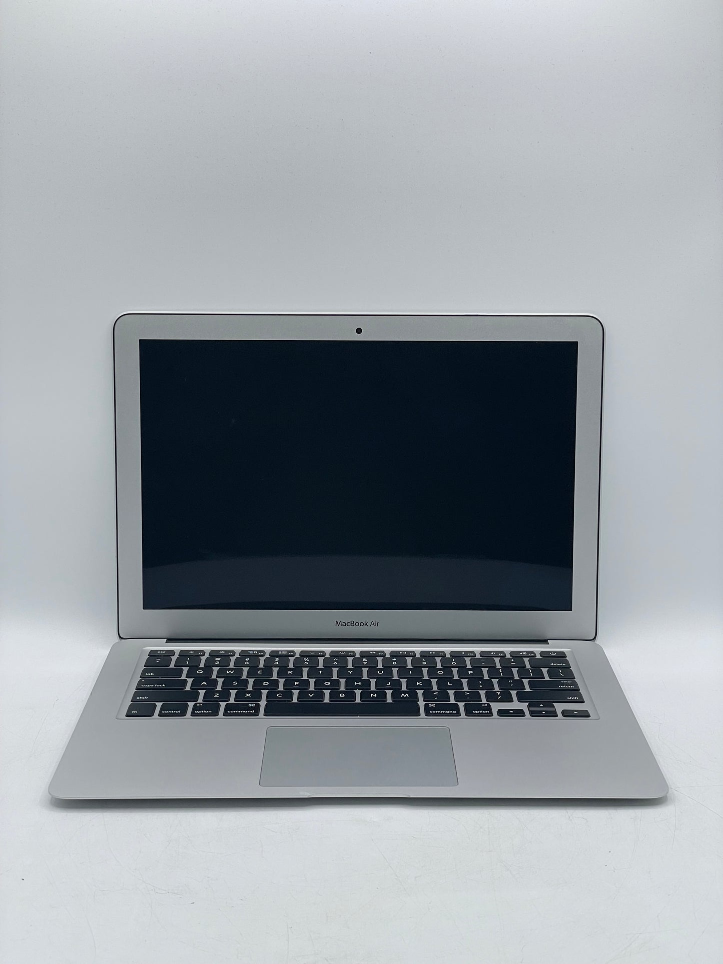 Apple MacBook Air 13" A1466/ MQD32LL/A (2017) - Silver - READ