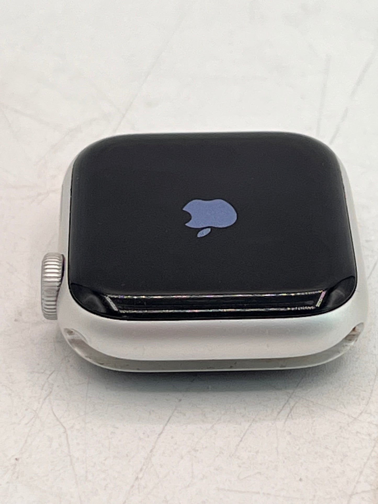 Apple Watch Series 4 GPS A1977 (2018) 40mm Aluminum Smart Watch Silver