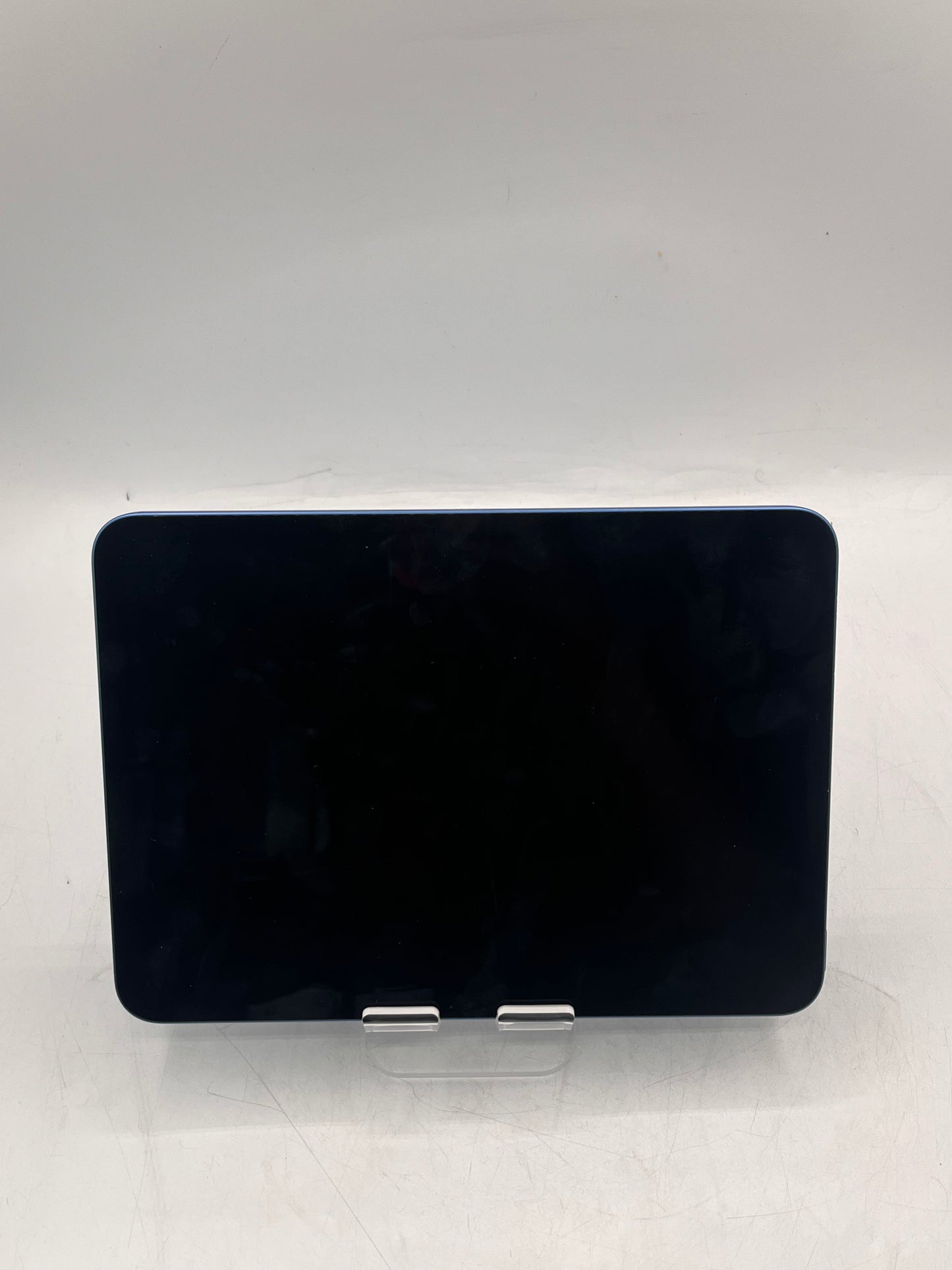 2022 Apple iPad 10th Gen A2696 64GB Wi‑Fi Only Tablet - Blue