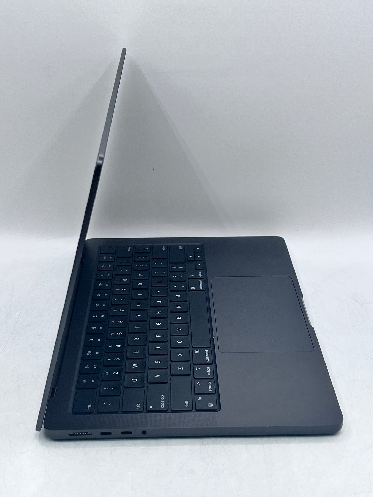 Apple MacBook Pro 14-inch M3 Pro (2023) 18GB RAM 512 GB SSD A2992 MRX33LL/A - Space Black