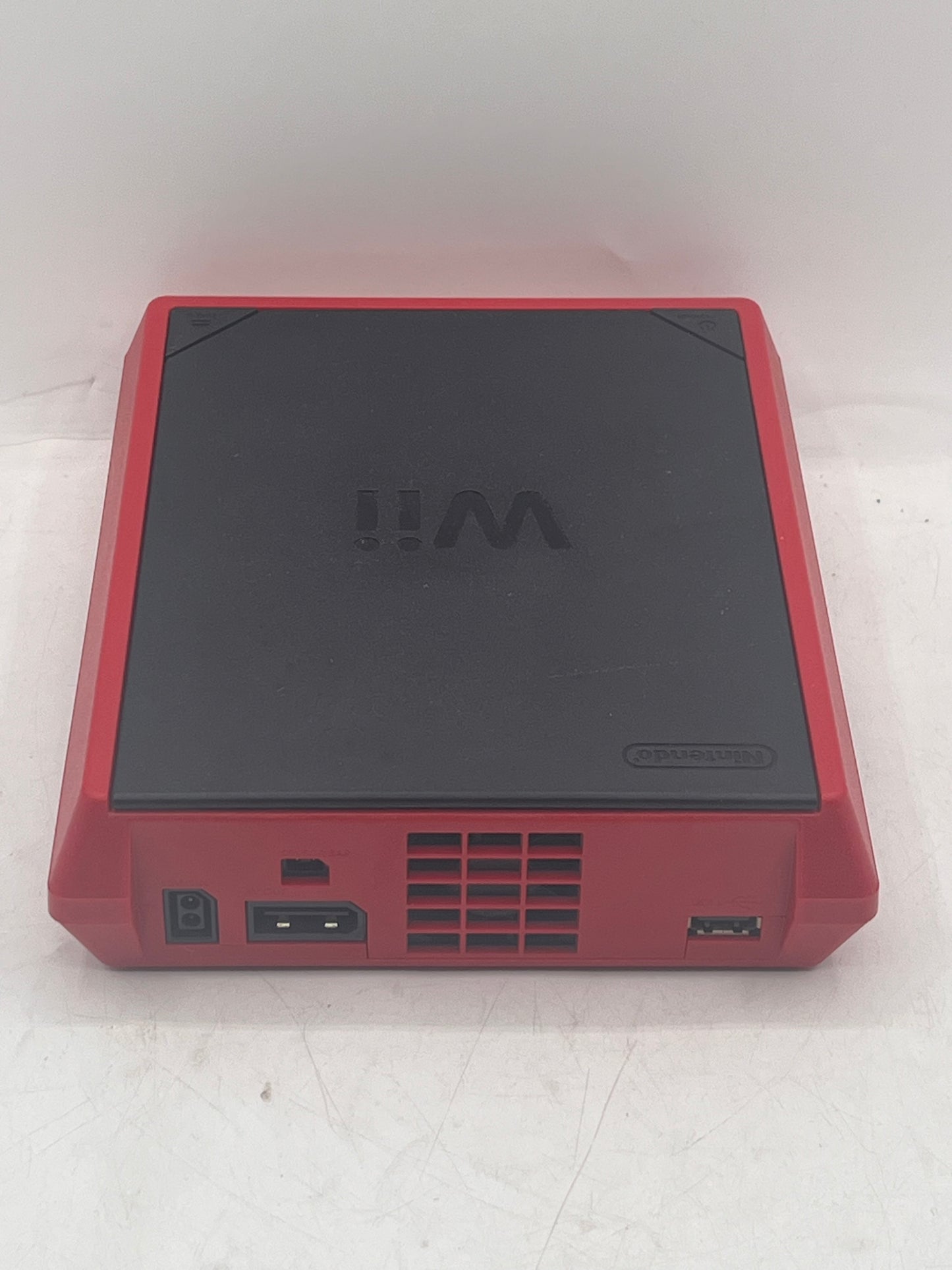 Nintendo Wii RVL-201 Video Game System Red