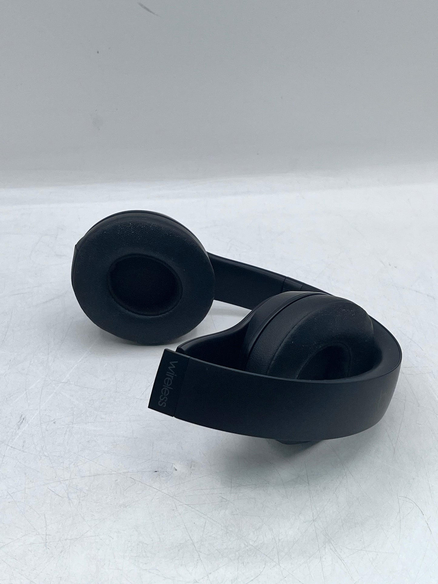 Beats by Dr. Dre Beats Solo 3 Wireless Bluetooth Headphones - Matte Black