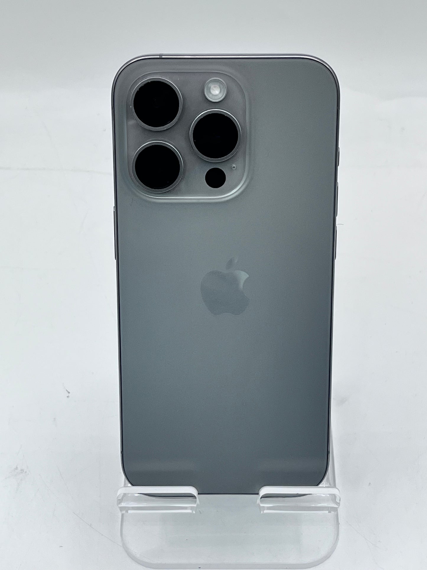 Unlocked Apple iPhone 15 Pro A2848 MTQU3LL/A 256GB - Space Gray READ
