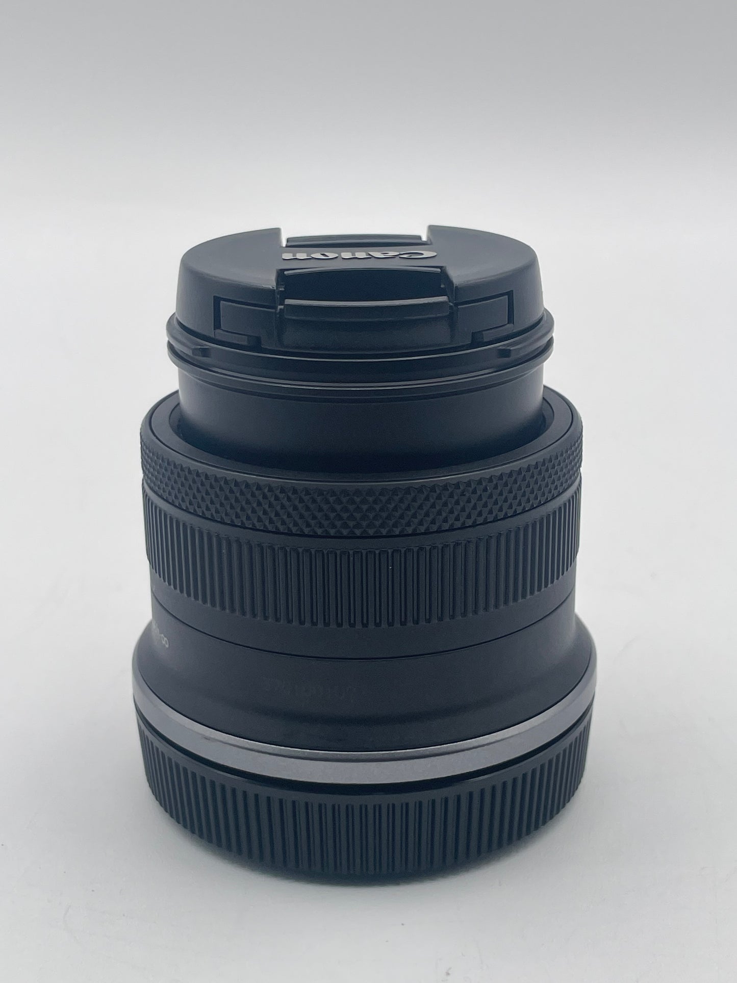 Canon RF-S 10-18mm F4.5-6.3 IS STM Ultra-Wide-Angle Zoom Lens, Mirrorless Black