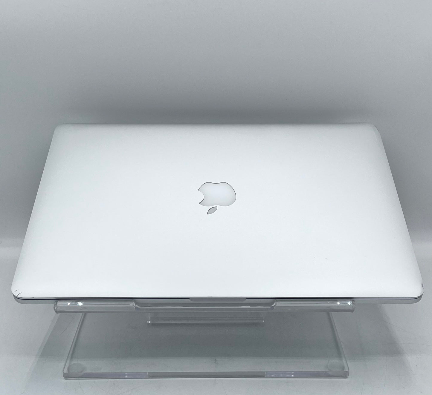 Apple MacBook Pro 15" A1398 (2015) - Core i7, 16GB RAM, 512GB SSD - Silver