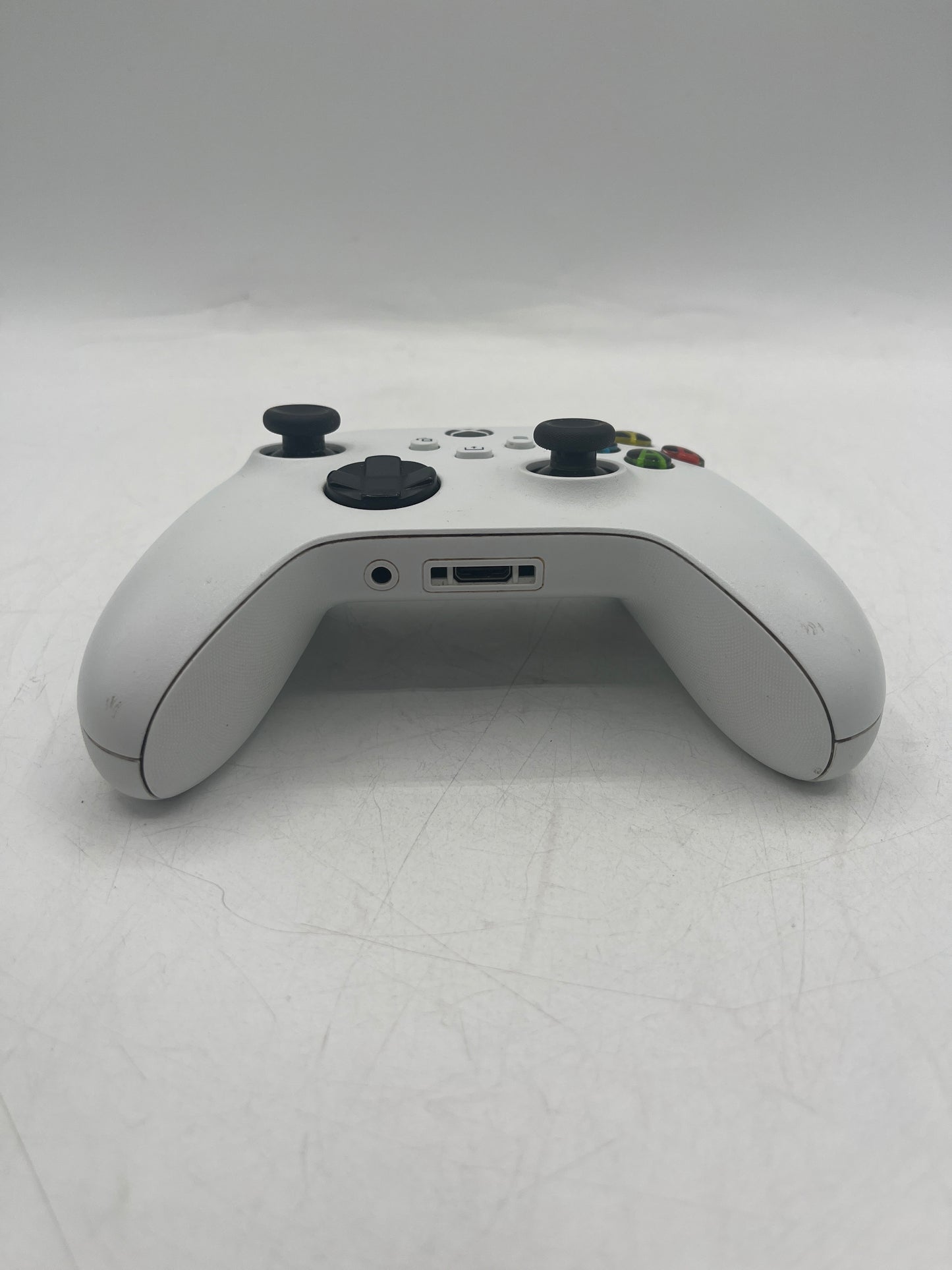 Microsoft Xbox Series Wireless Controller Model 1914 - White