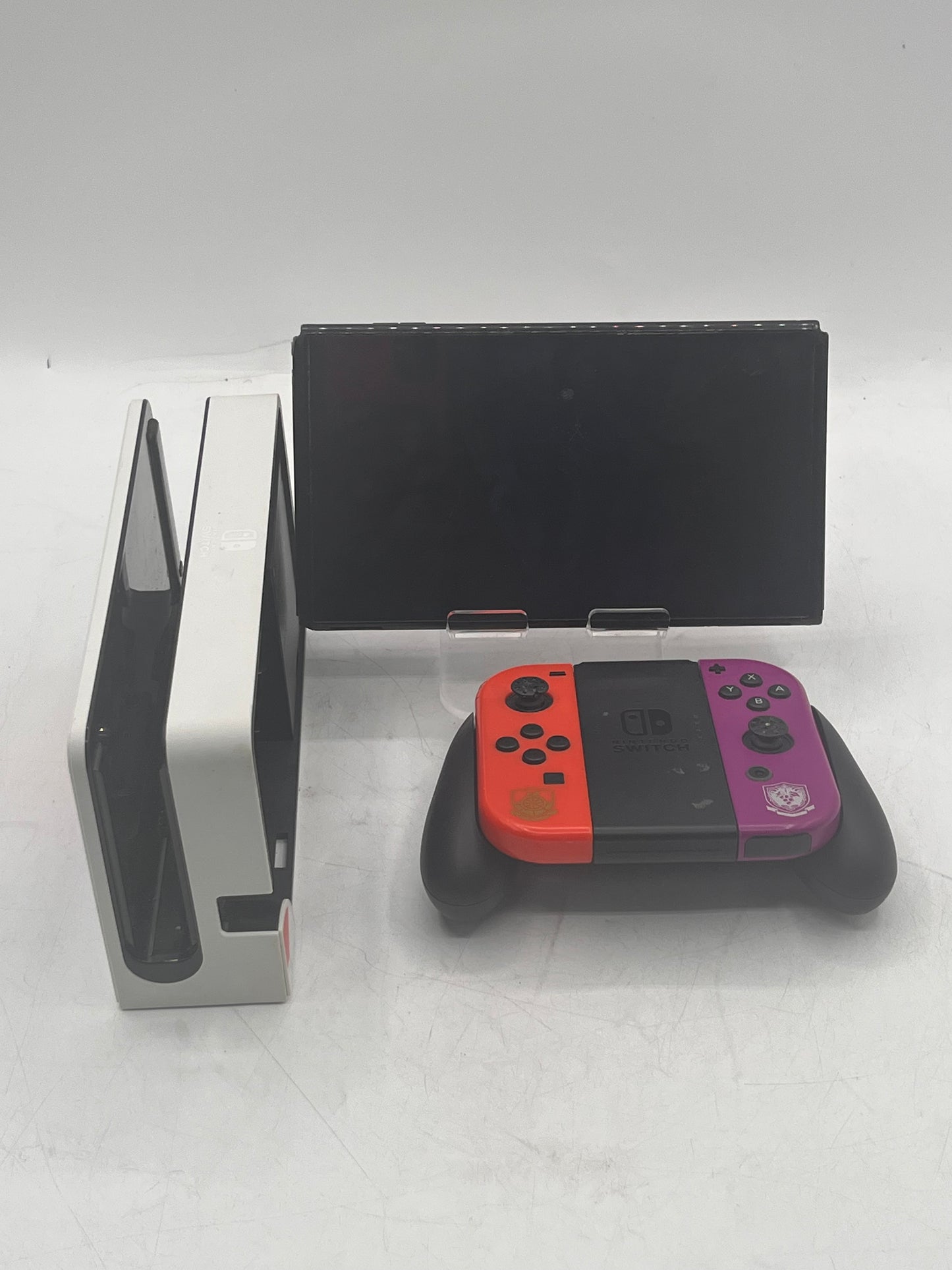 Nintendo Switch OLED (HEG-001) 2021 Video Game System 32GB w/ Joycons - Black
