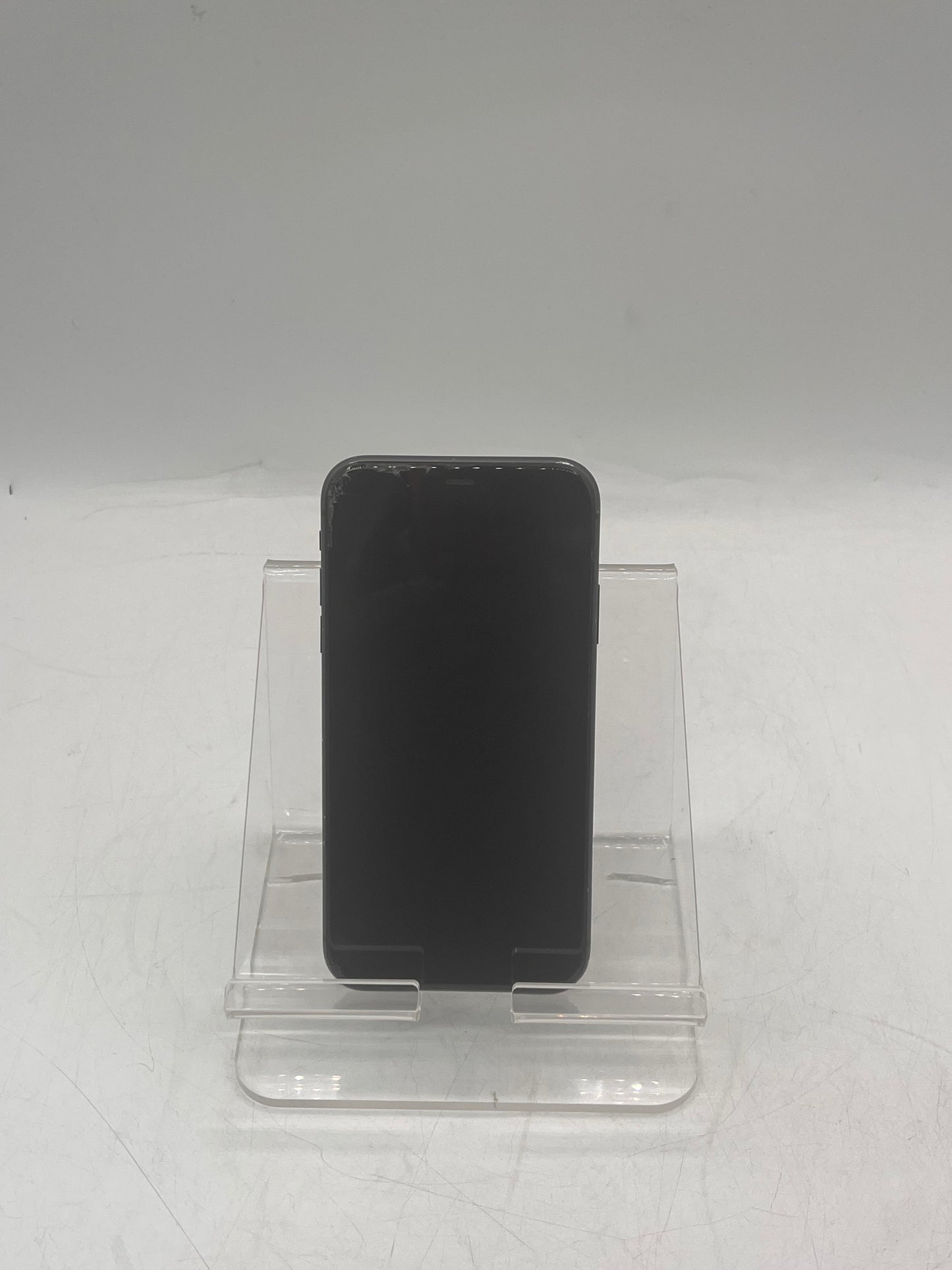 Unlocked Apple iPhone 11 MHCP3LL 64GB Black - Broken