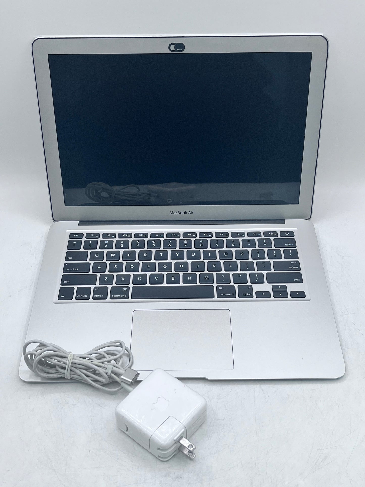 Apple MacBook Air 13" MQD32LL/A A1466 (2017)  Intel i5 8GB 128GB - Silver No OS