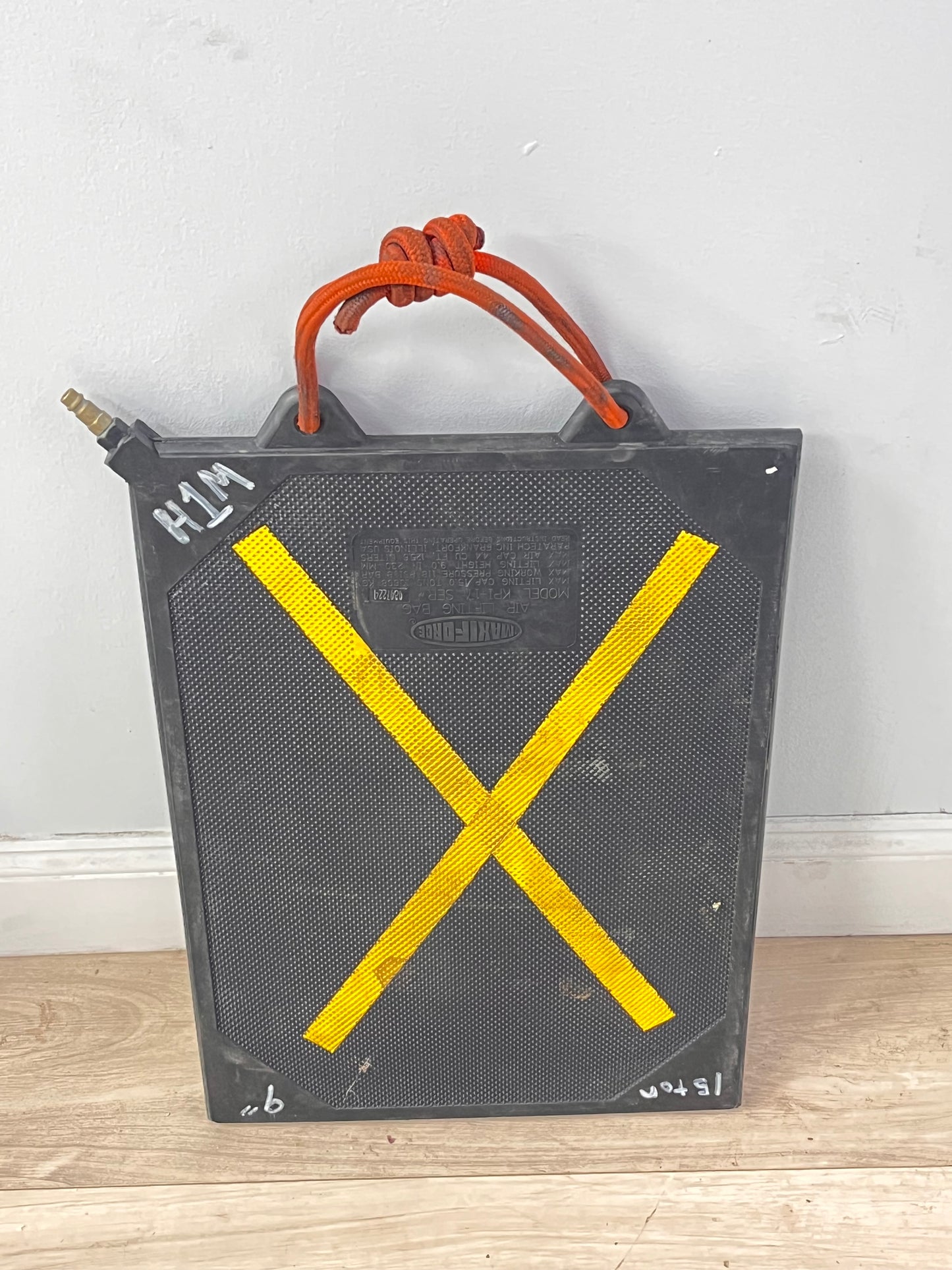 MAXIFORCE ParaTech KPI-17 Air Lifting Bag Airbag 15 Ton 9" Jack Airbag  Black