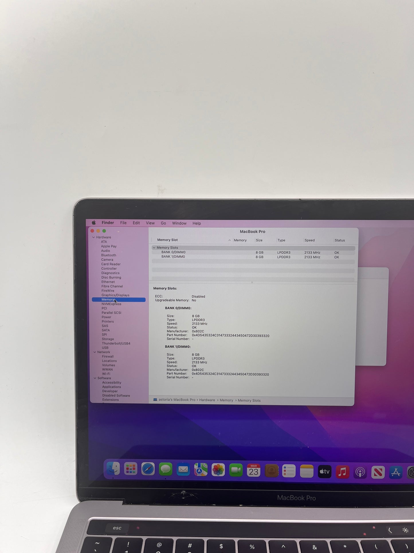 Apple MacBook Pro 13" A1706 MPXV2LL/A 16GB 1TB 2017 - Space Gray READ