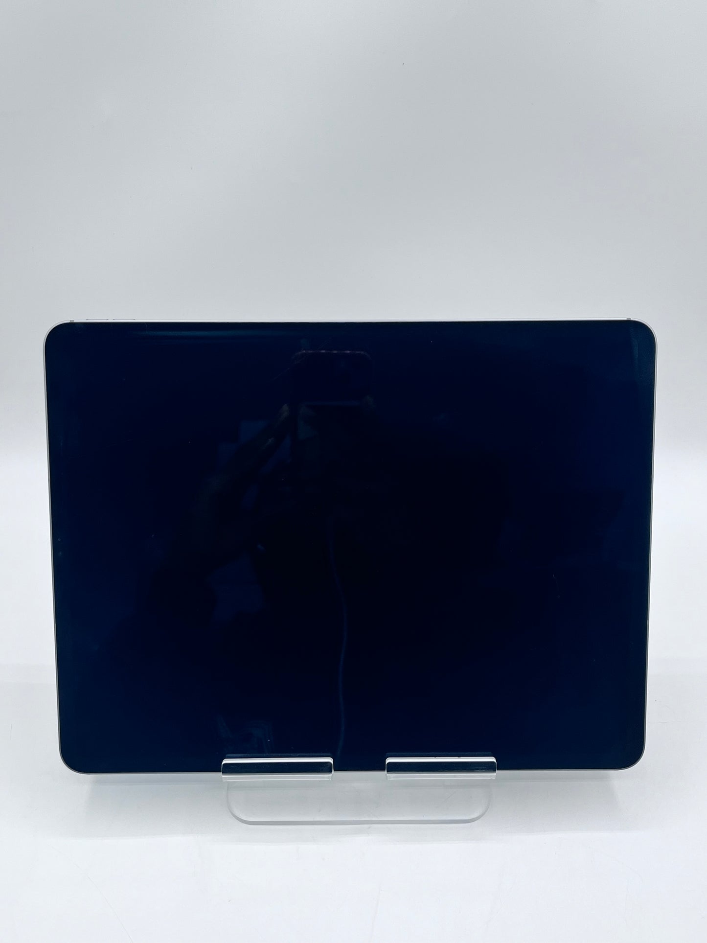 Unlocked Apple iPad Pro 12.9" 6th Gen 128GB Space Gray A2768 MP5X3LL/A