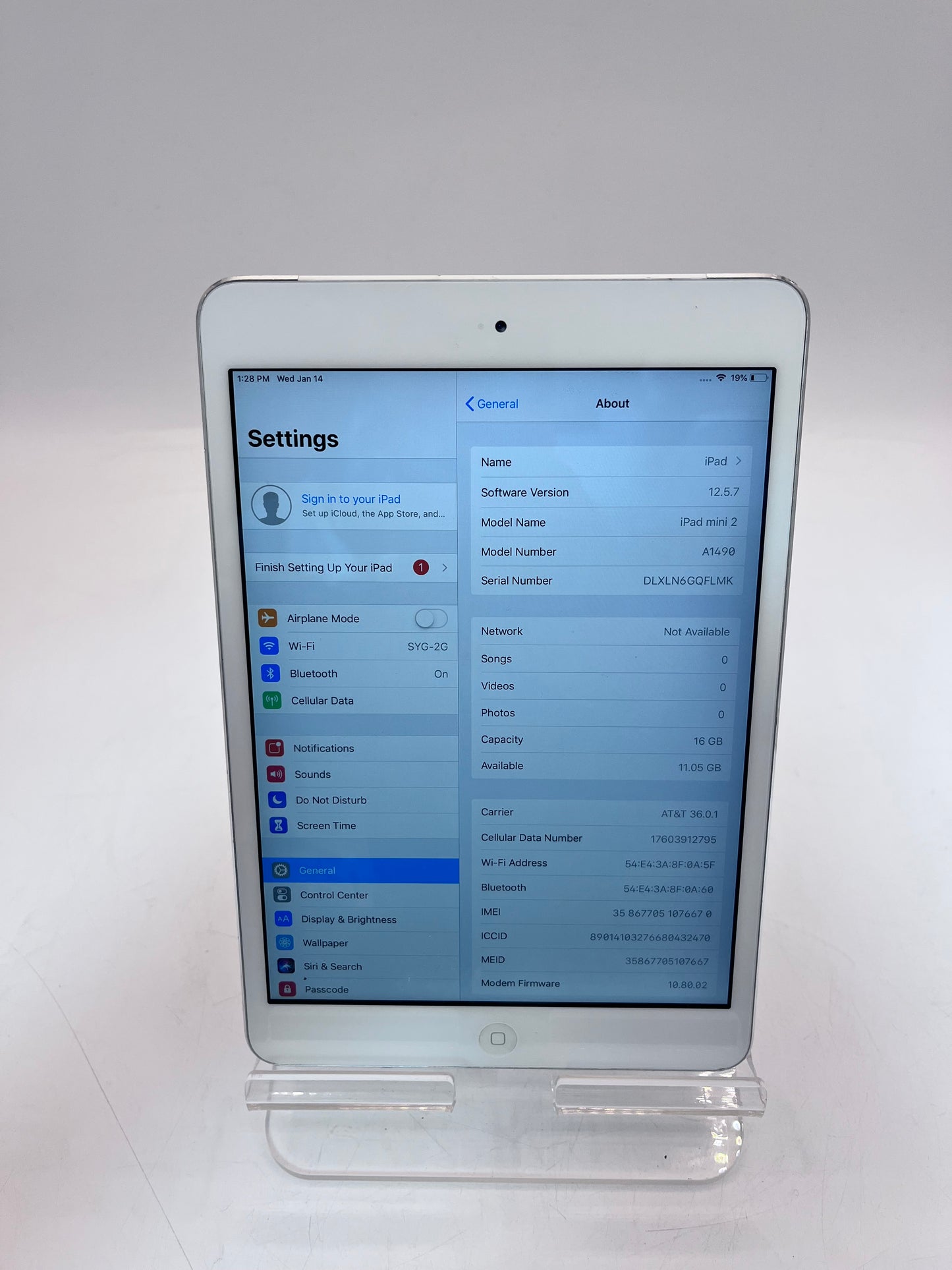 Unlocked Apple iPad Mini 2nd Gen A1490 MF074LL/A 16GB White