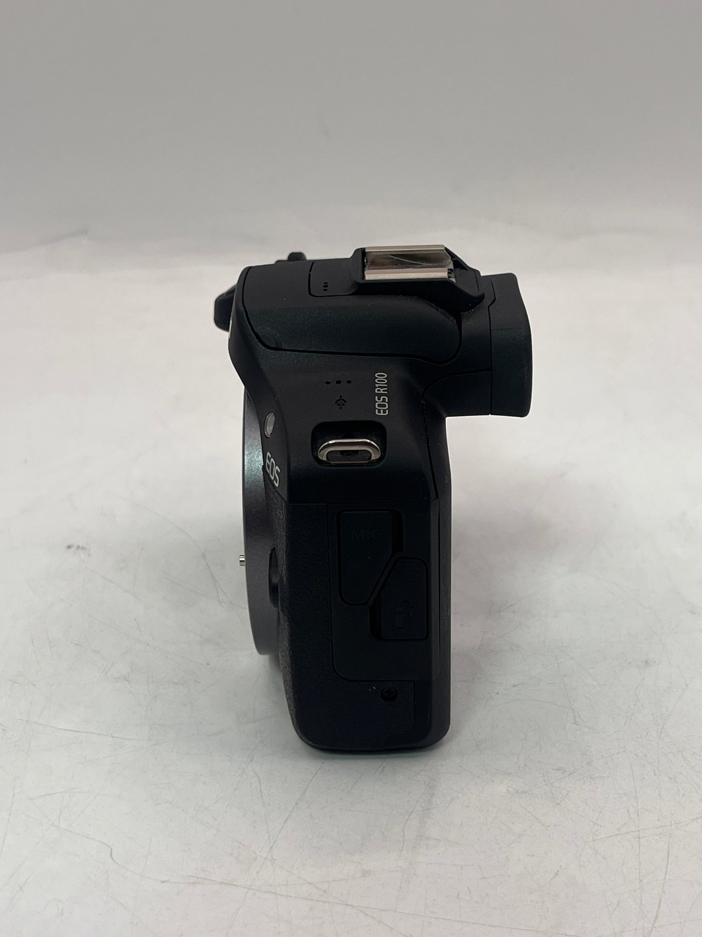 Canon EOS R100 Film Camera with RF-S 18-45mm F4.5-6.3 IS STM Black