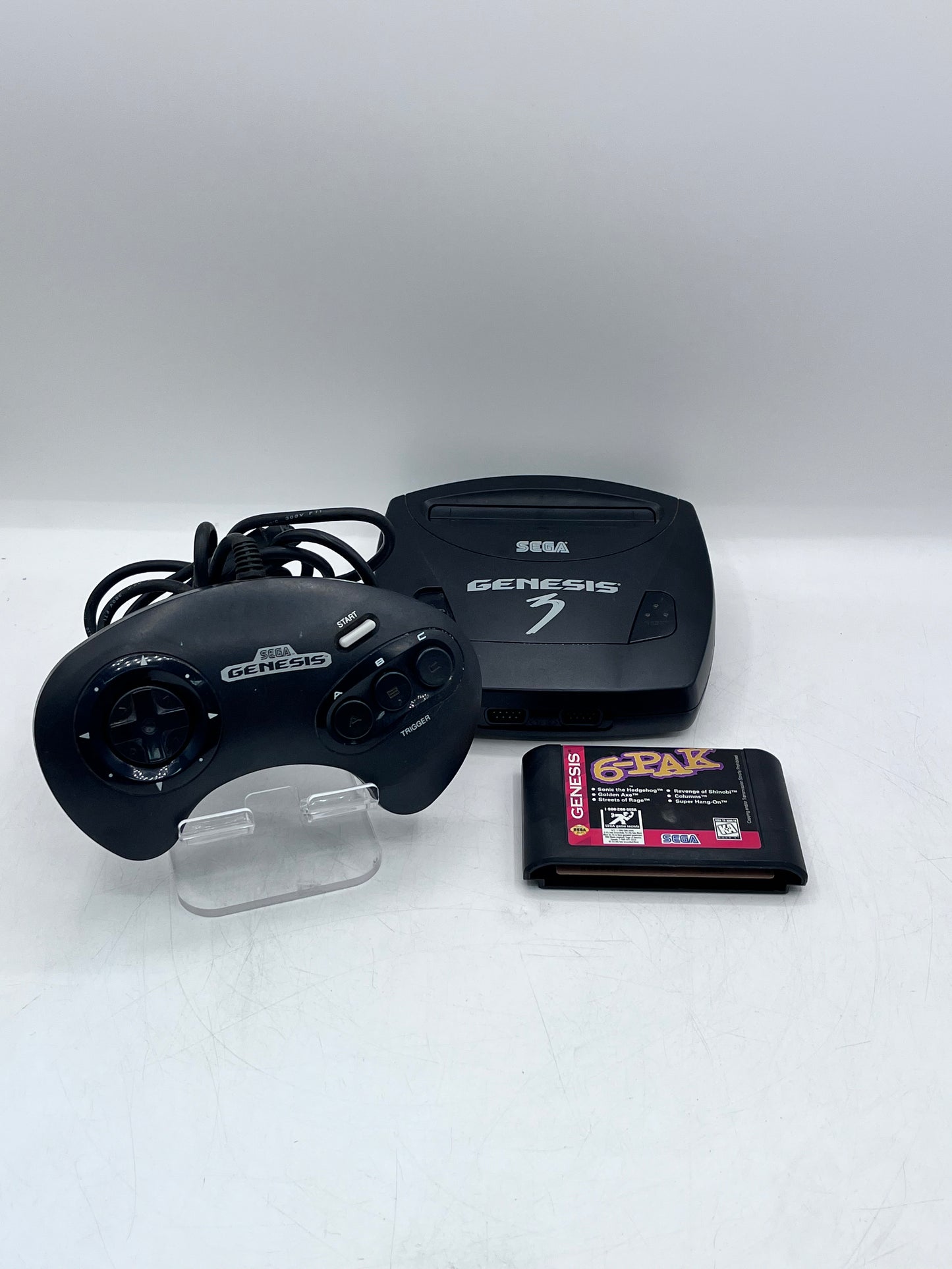 SEGA Genesis Model 3 MK-1461 Video Game Console Bundle