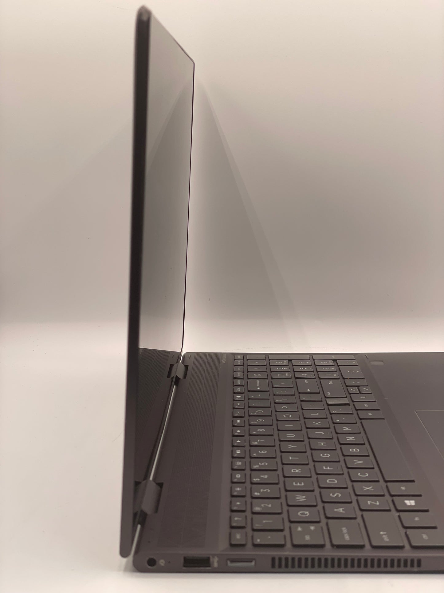 HP Envy x360 15.6" Laptop - AMD Ryzen 5 3500U 8GB RAM 256GB SSD 15M-DS0011DX