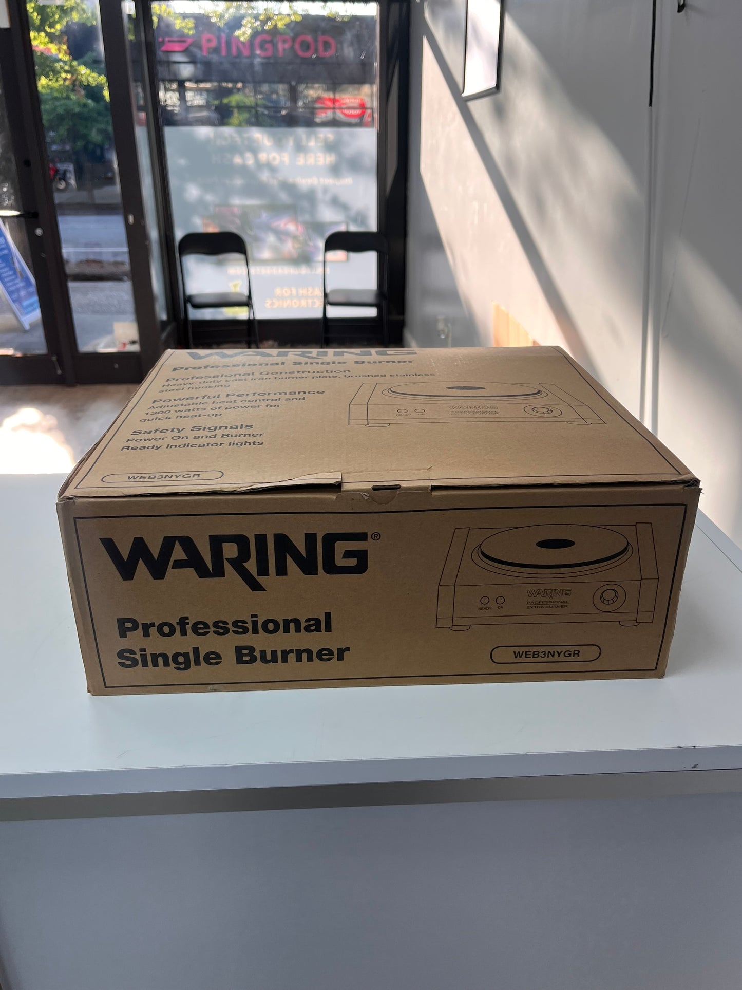 Waring Commercial Cast Iron Burner WEB3NYGR Professional Heavy Duty Restaurant Accessory Silver