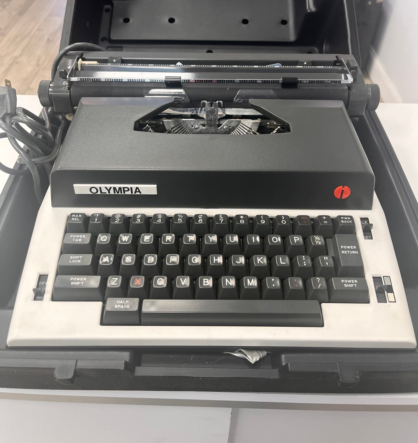 OLYMPIA X-L12 Portable Electric Typewriter - Black
