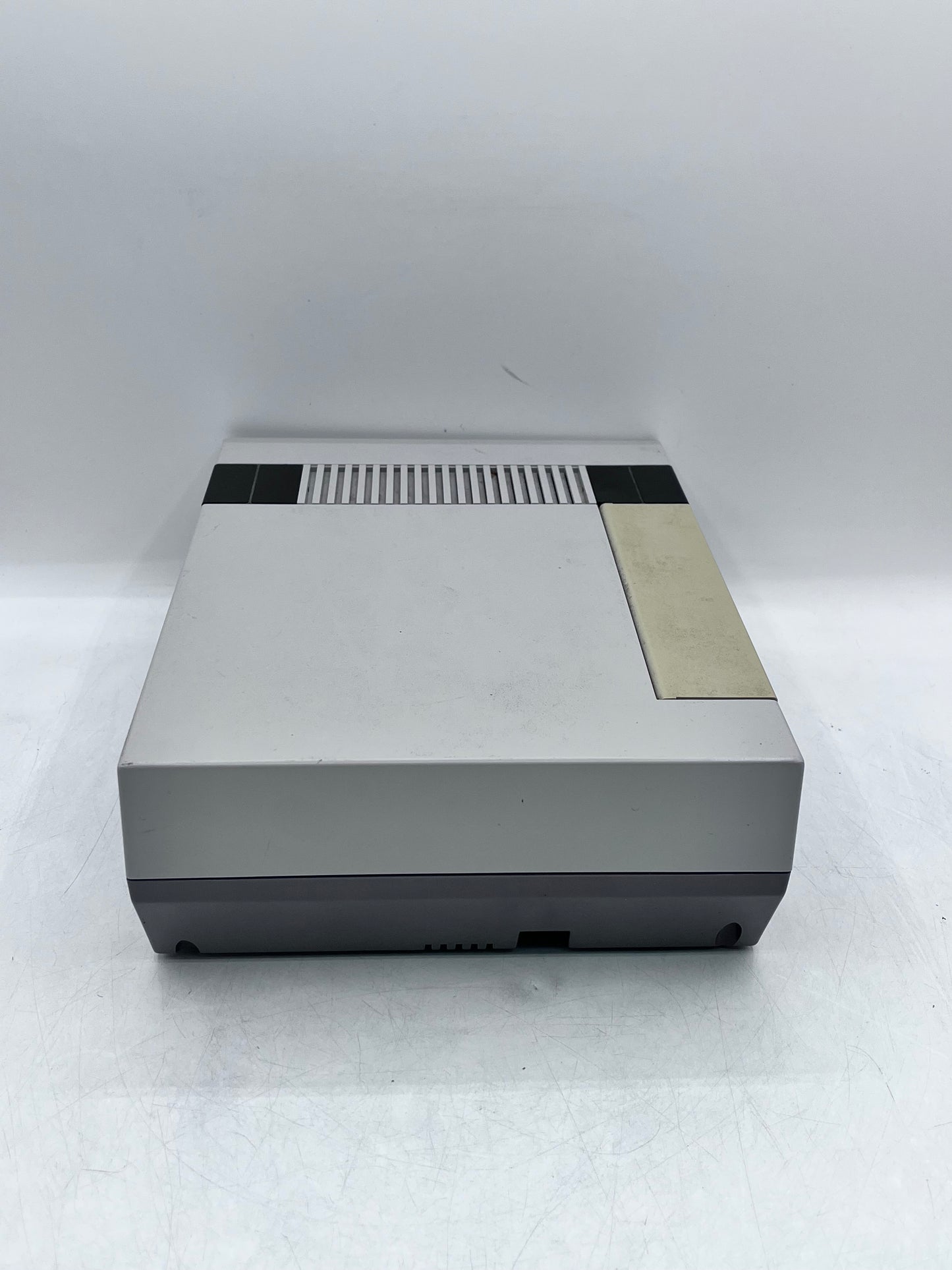 Vintage Nintendo Entertainment System NES Console NES-001 & Game Bundle