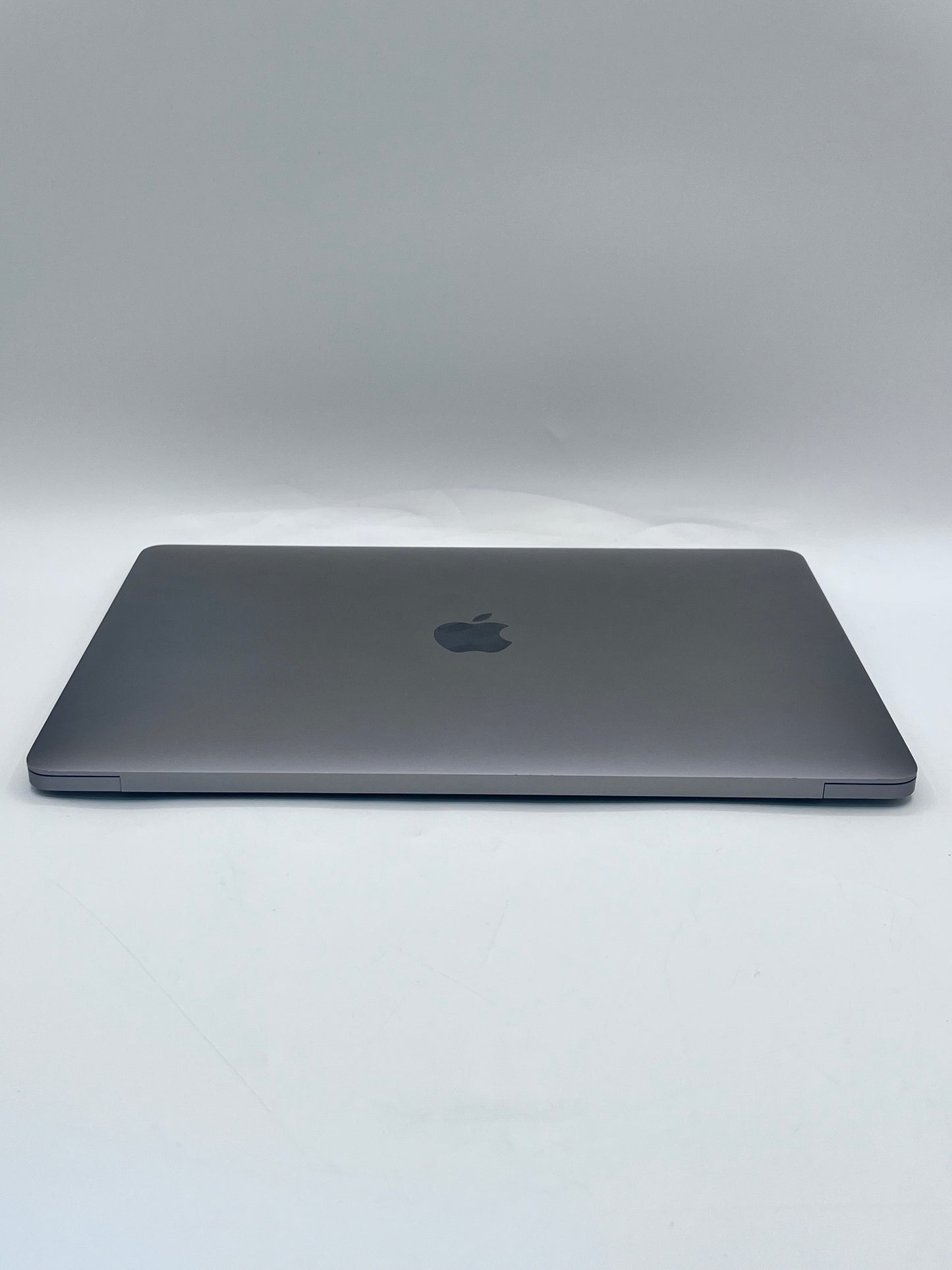 2017 MacBook Pro 13.3" i5-7360U @ 3.1GHz 8GB 256GB A1706 MPXV2LL/A Space Grey