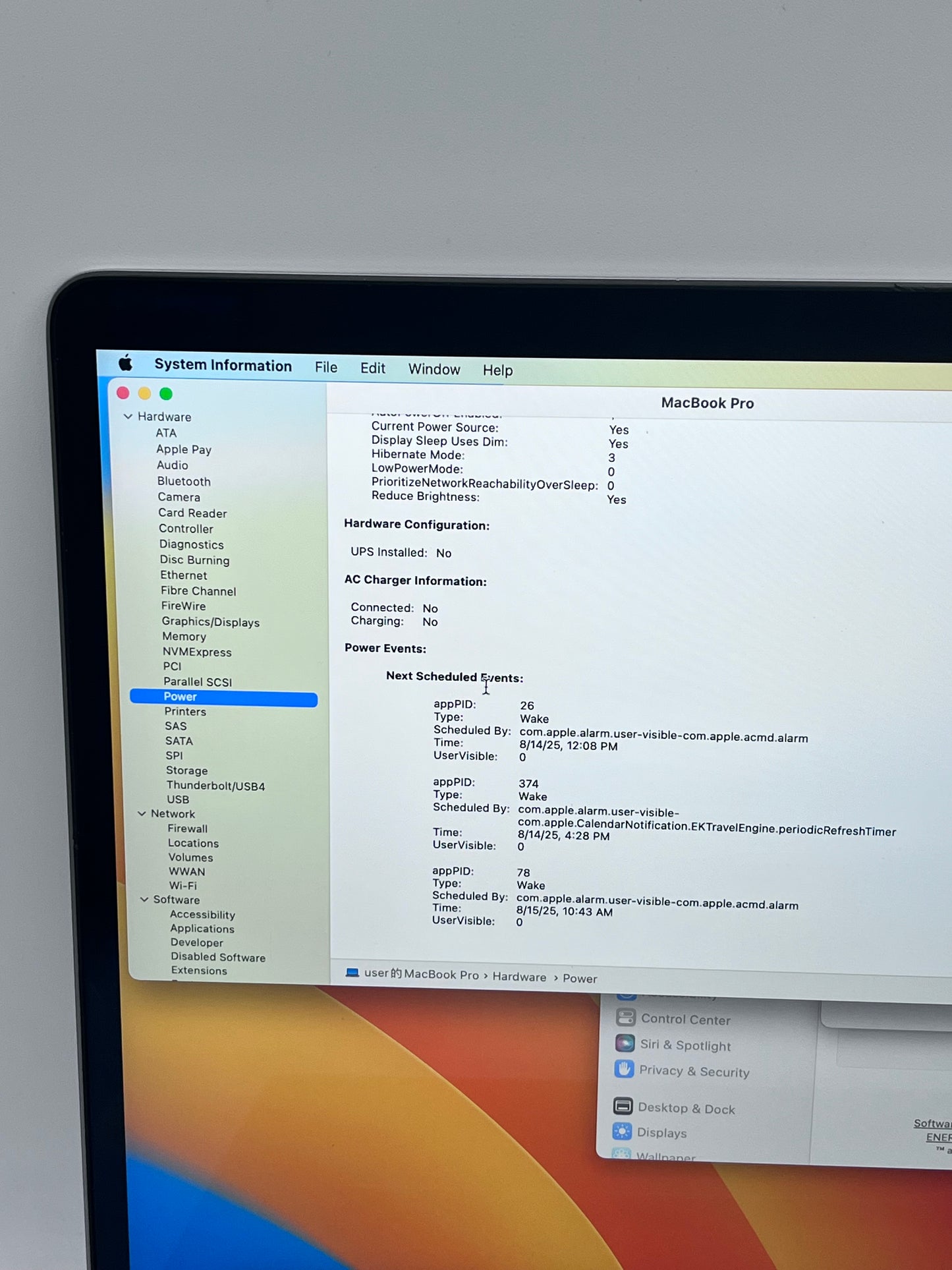 Apple MacBook Pro 15" A1990 (2018) Intel i7 16GB 512GB - Silver READ