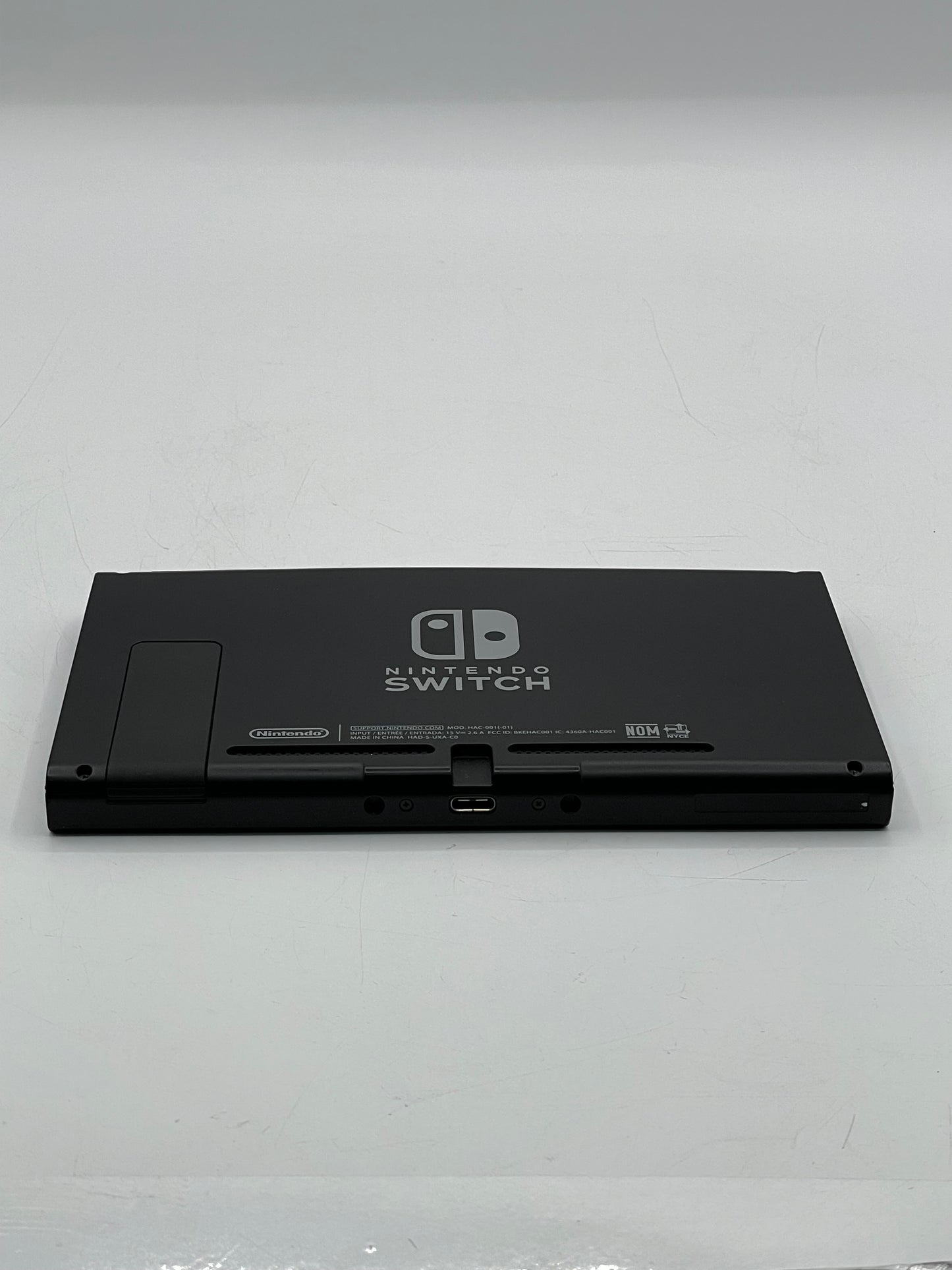 Nintendo Switch Console V2 - Complete with Dock, Charger, Joycons