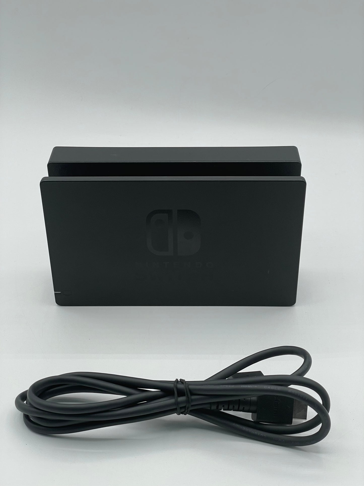 Nintendo Switch HAC-001 Handheld Console - 32GB - Gray Joy-Con and Acessories