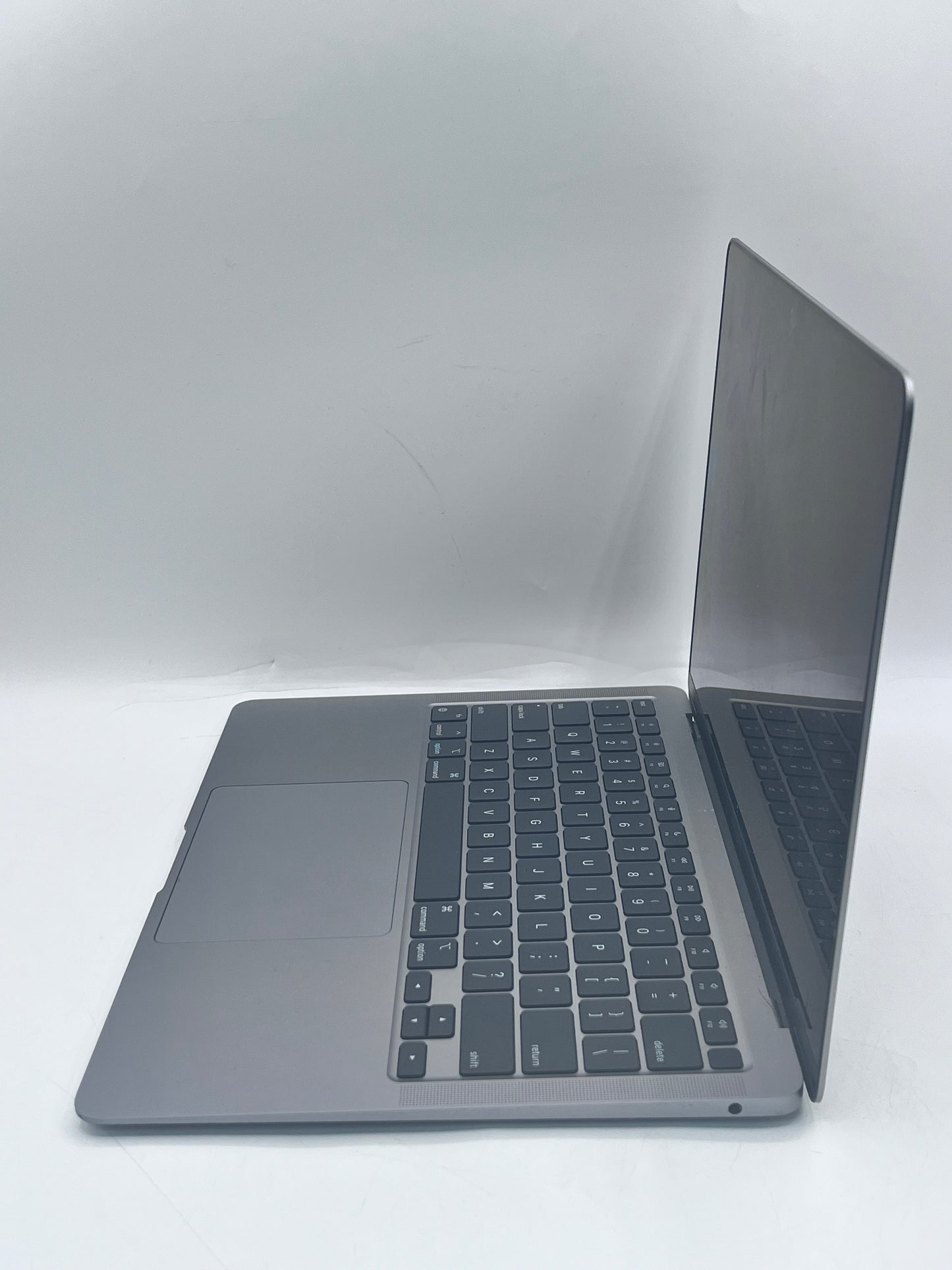 2020 Apple MacBook Air 13" M1 8GB 256GB A2337 MGN63LL/A Space Gray 24 Cycle Count