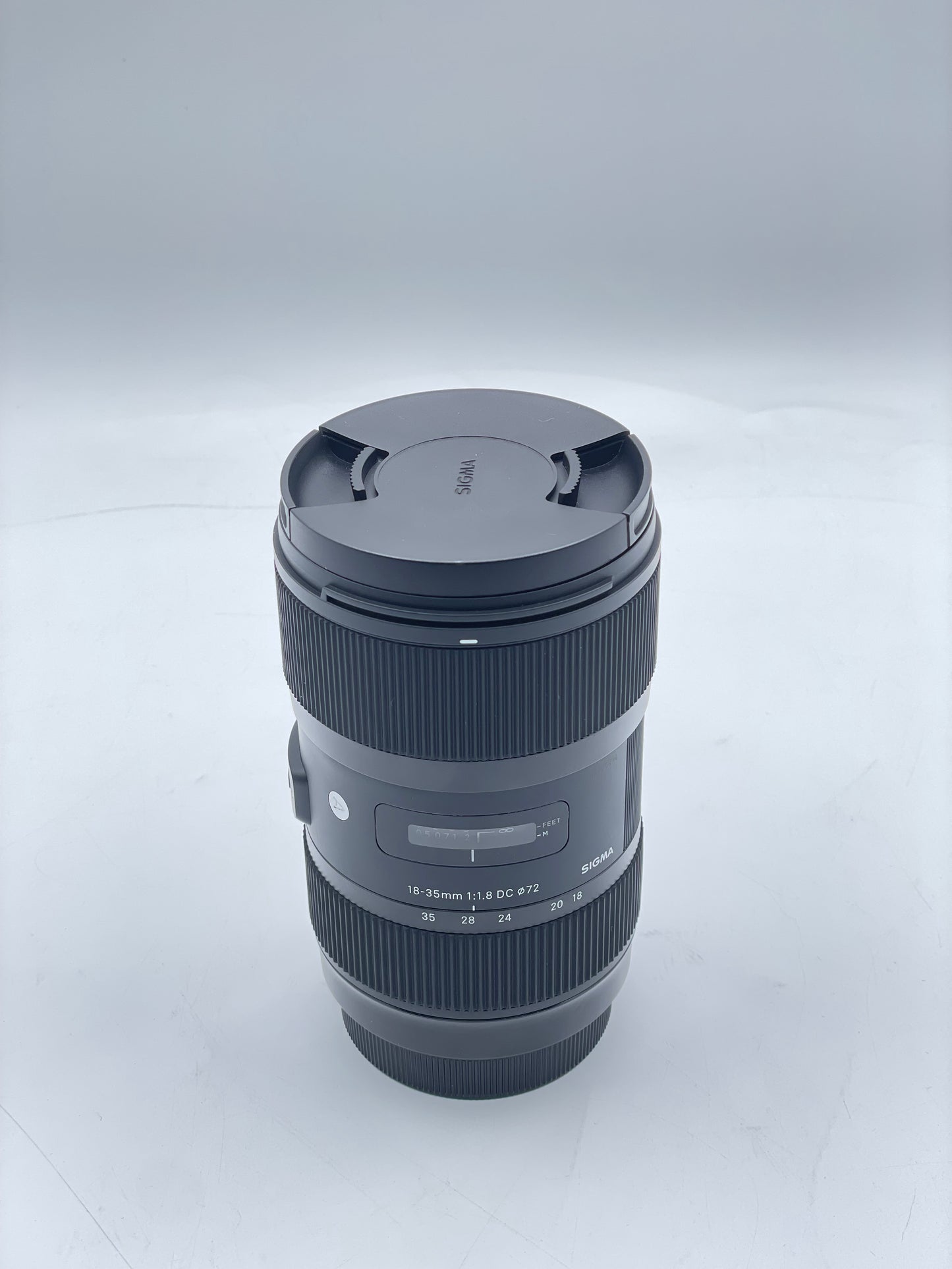 Sigma 18-35mm f/1.8 18-35mm f/1.8 Lens for Canon EF-Mount